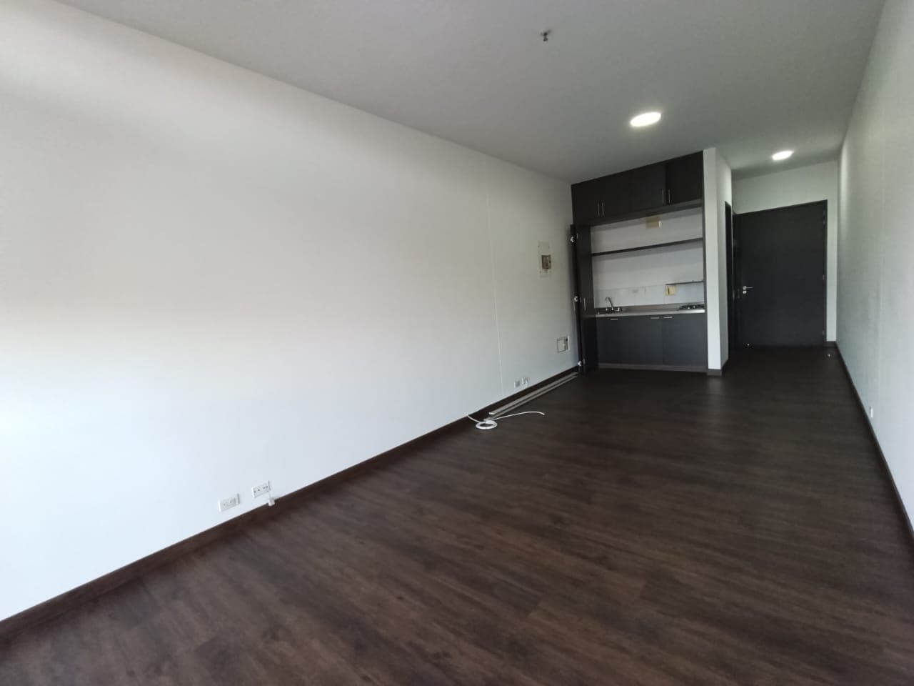 Oficina en arriendo en Las Lomas, El Poblado, Medellín — foto 3 de 11