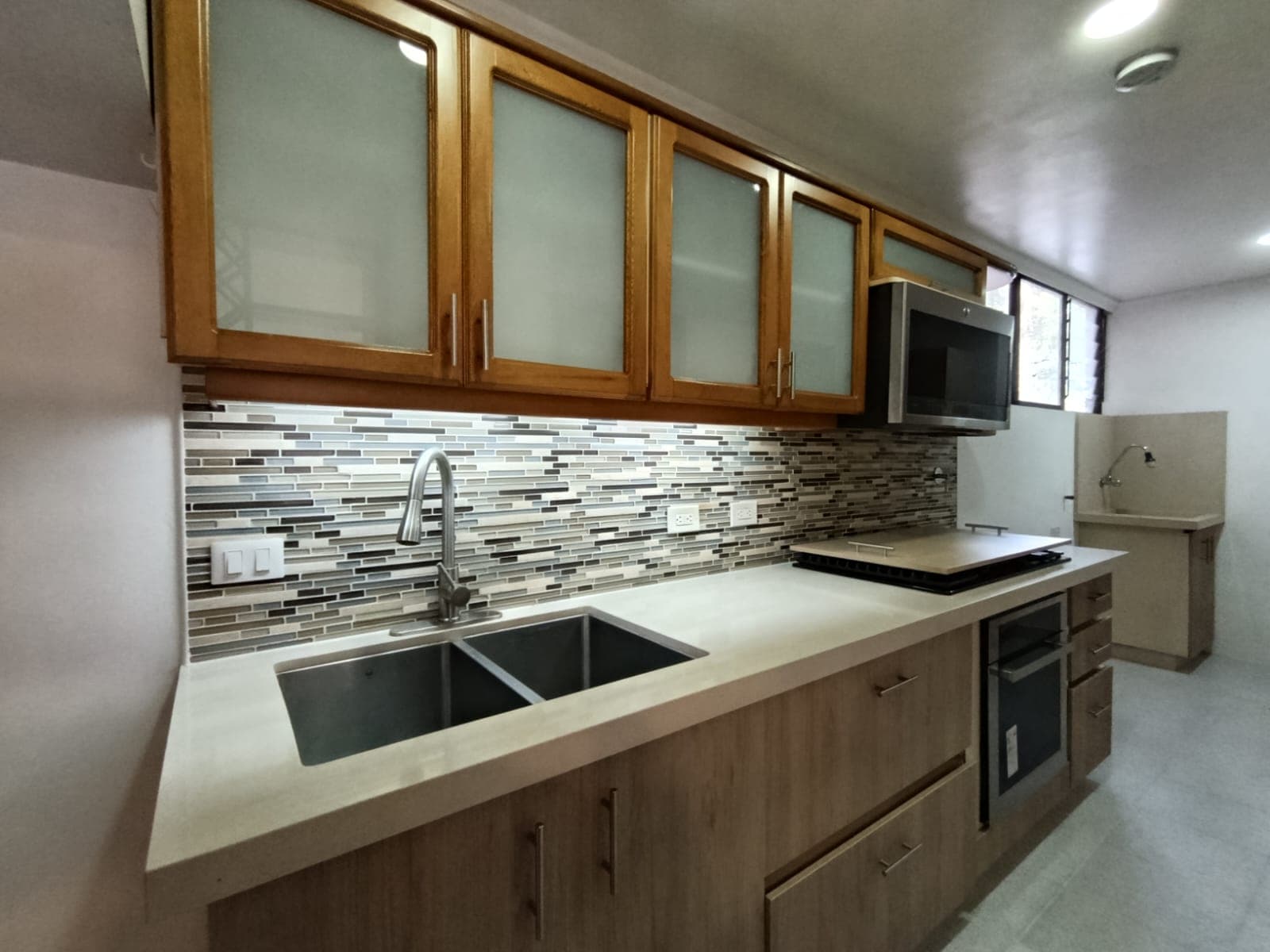 Apartamento en arriendo en Los Balsos, El Poblado, Medellín — foto 4 de 16