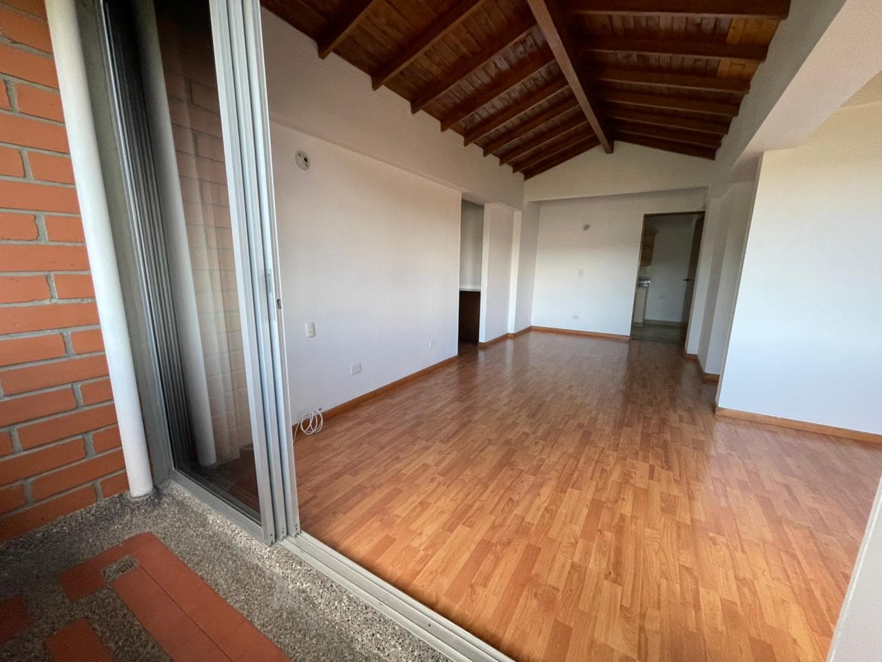 Apartamento en arriendo en La Loma De Los Bernal, Belen, Medellín — foto 5 de 19