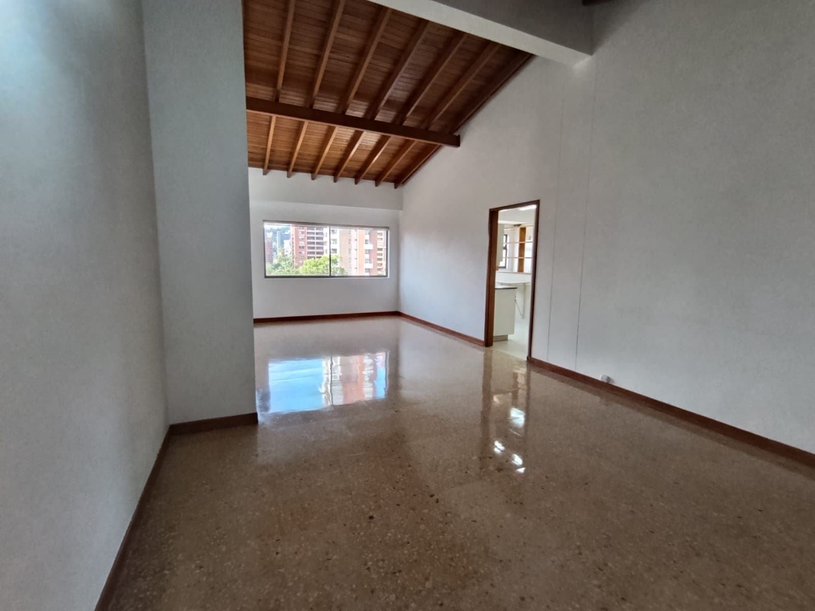 Apartamento en arriendo en Alejandría, El Poblado, Medellín — foto 4 de 19