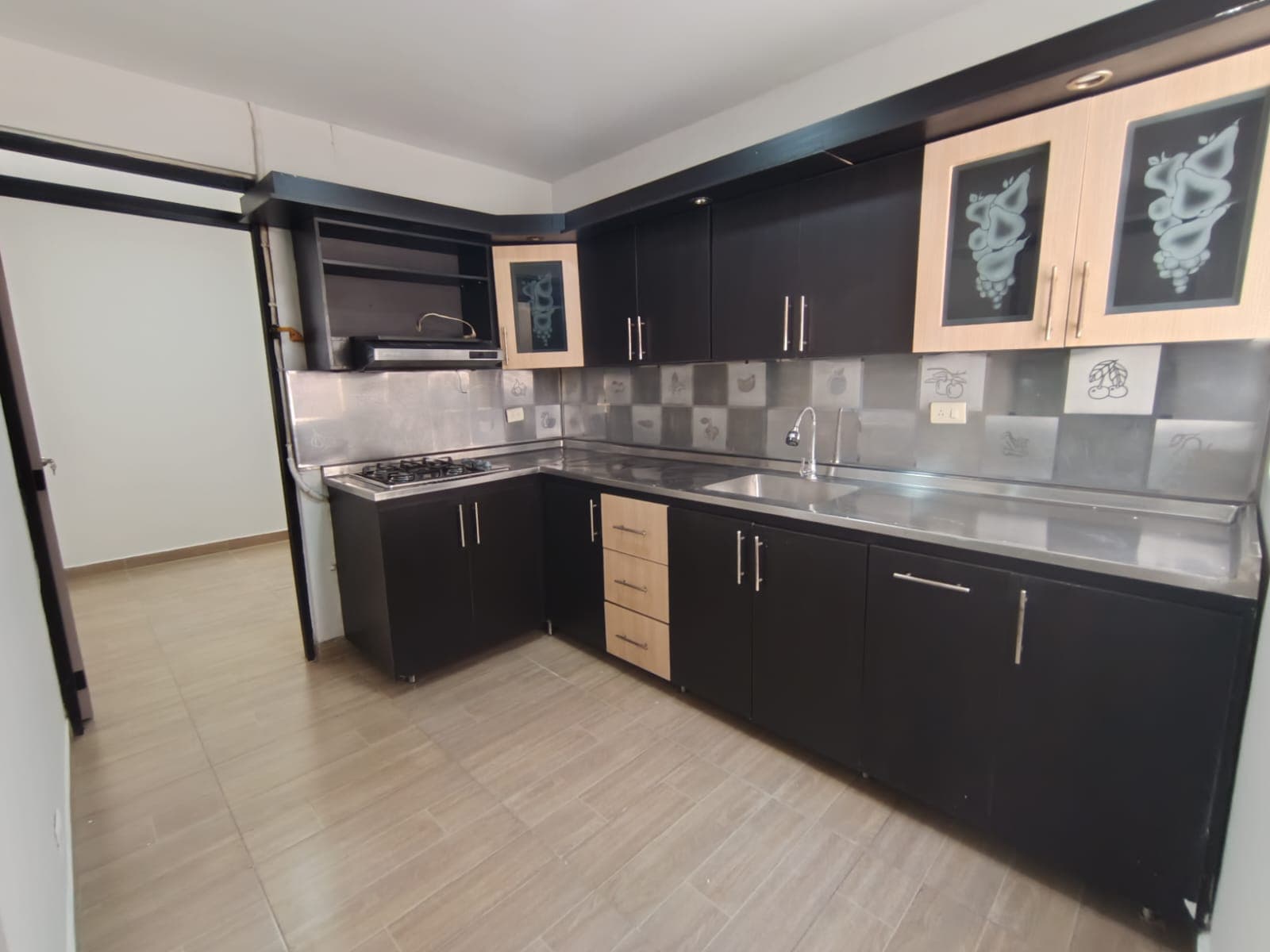 Apartamento en arriendo en La America, Medellín — foto 1 de 16