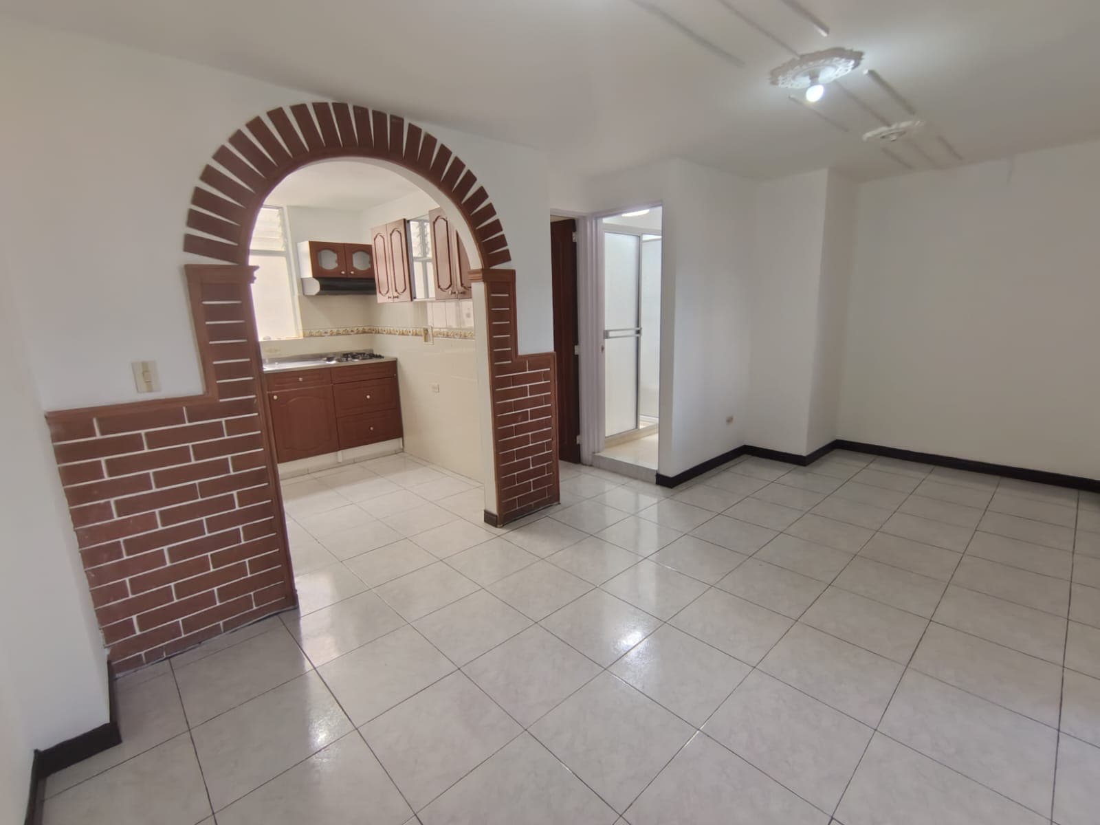 Apartamento en arriendo en Santa Lucía, La America, Medellín — foto 3 de 15