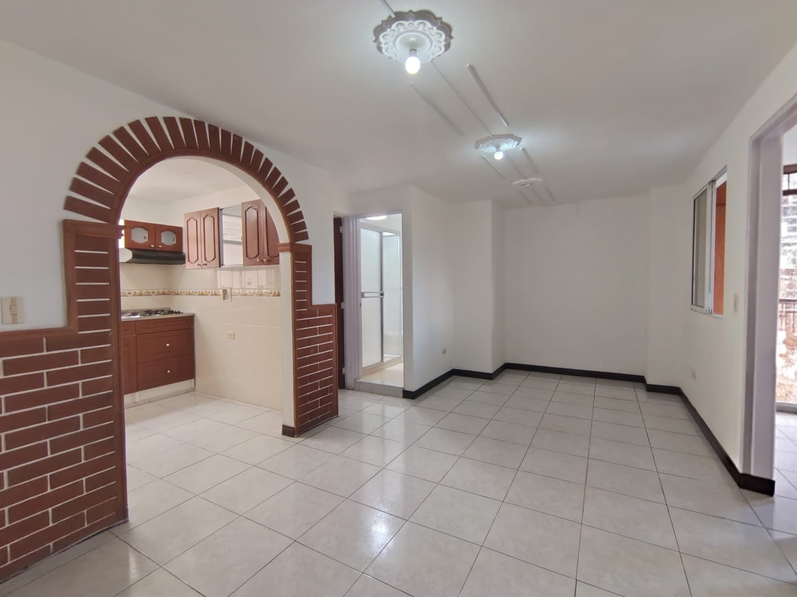 Apartamento en arriendo en Santa Lucía, La America, Medellín — foto 5 de 15