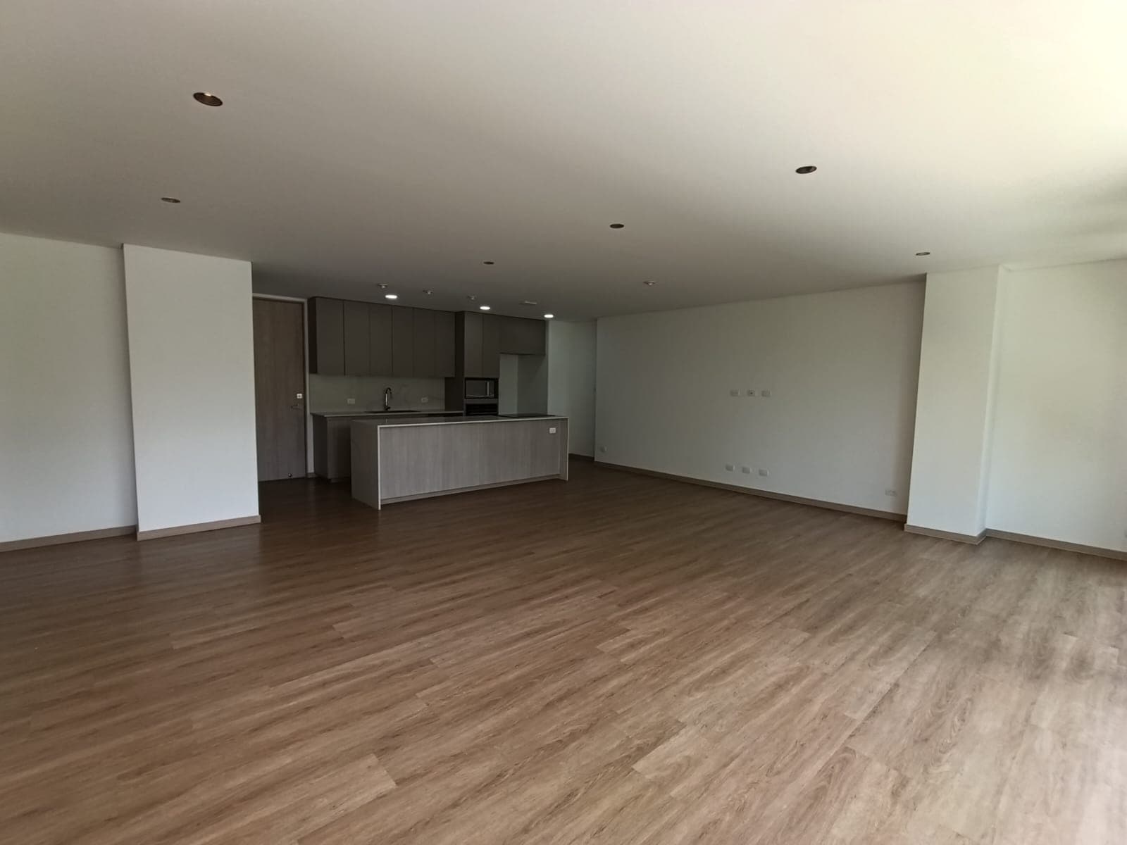 Apartamento en arriendo en Sajonia, Rionegro — foto 4 de 17