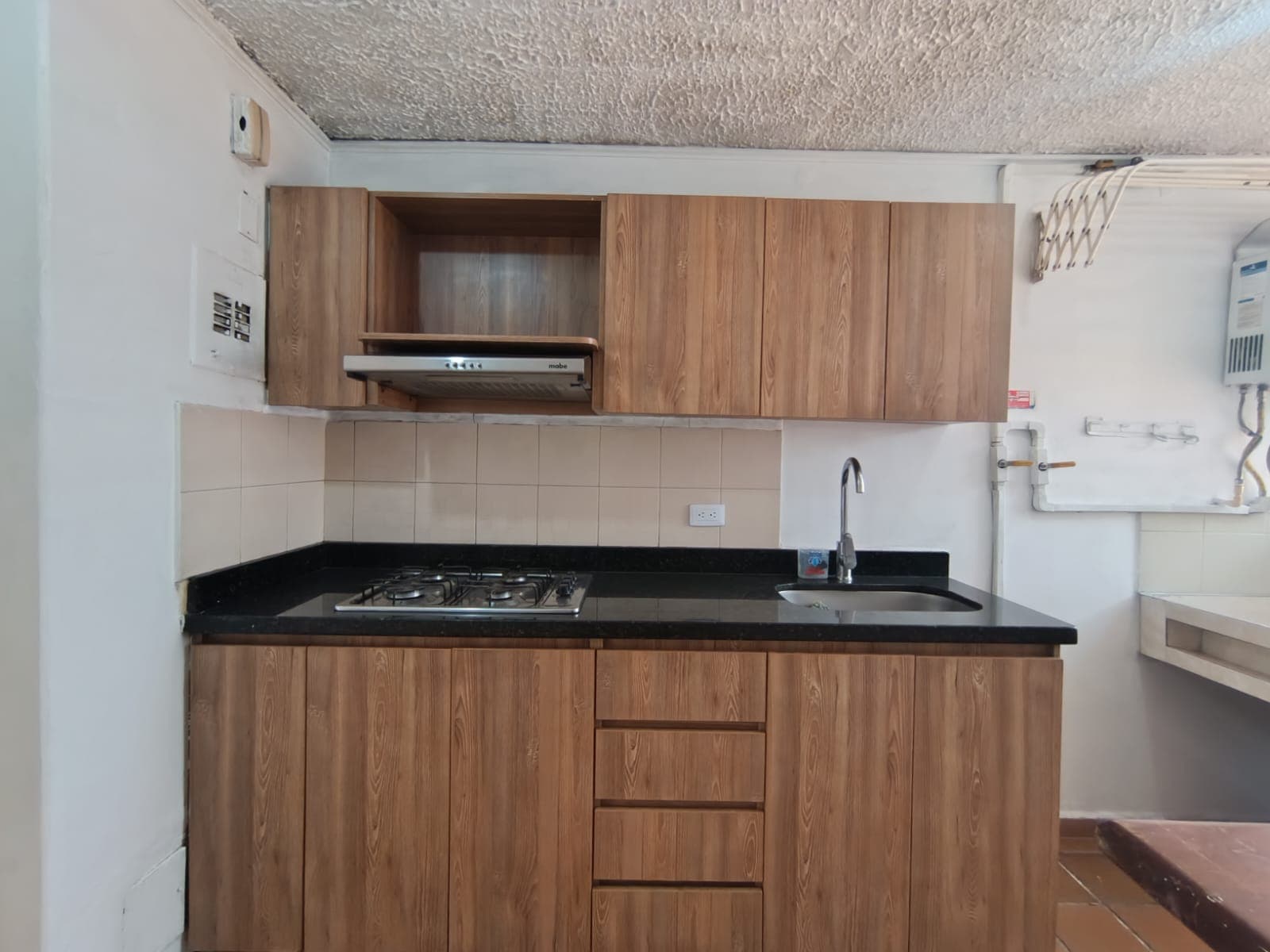 Apartamento en arriendo en Los Colores, Laureles, Medellín — foto 5 de 17
