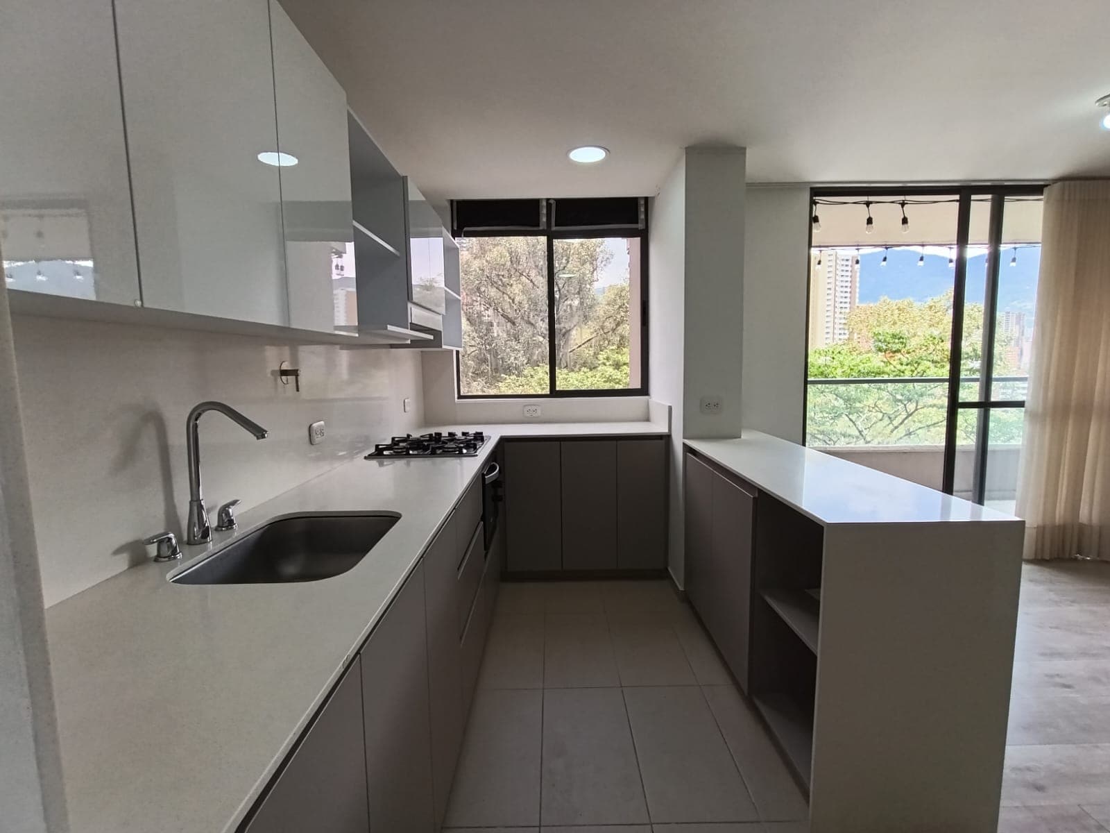 Apartamento en arriendo en El Carmelo Sabaneta — foto 5 de 20