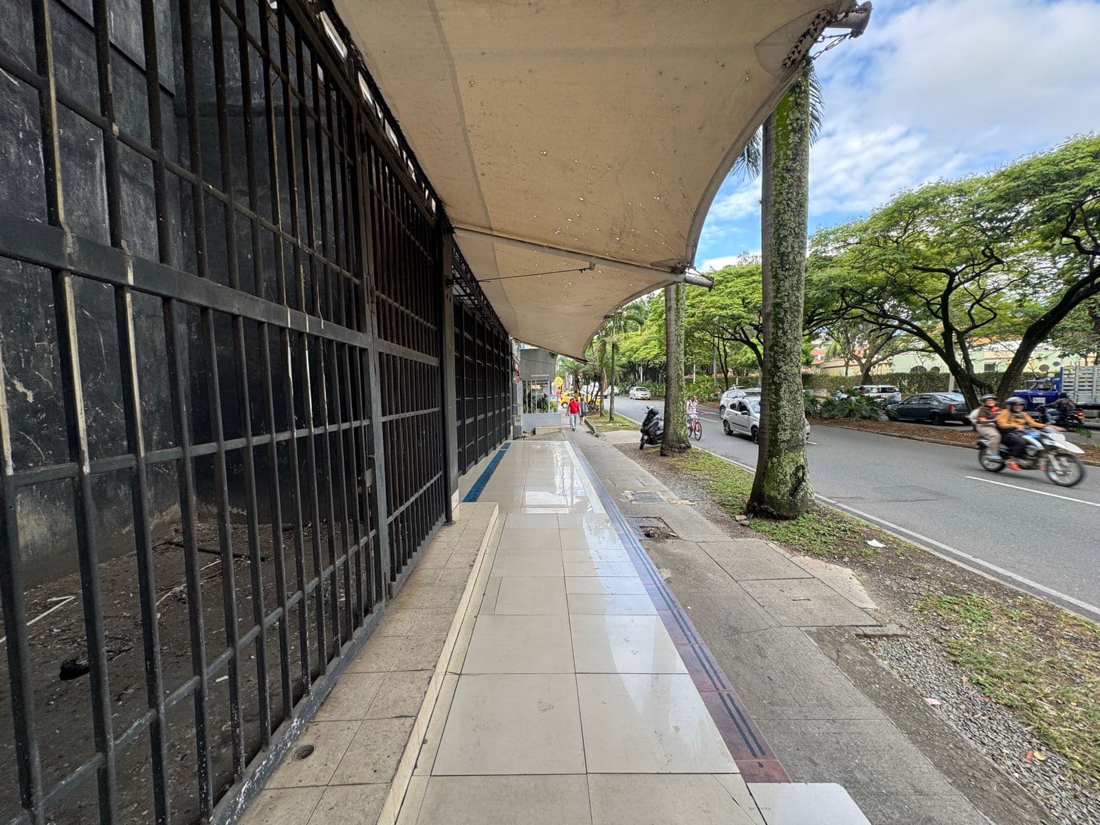 Local en arriendo en Conquistadores, Laureles, Medellín — foto 4 de 20