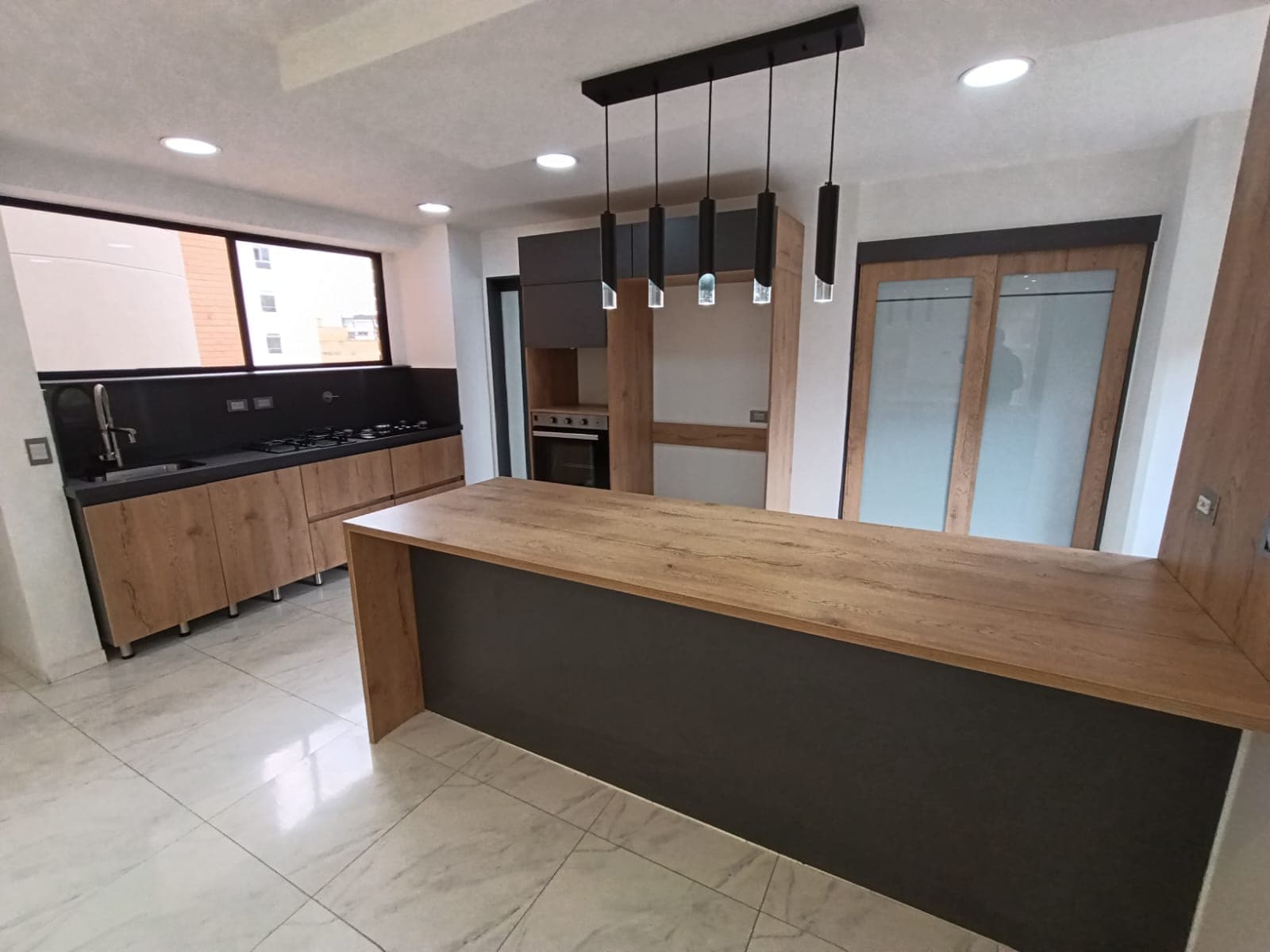 Apartamento en arriendo en Conquistadores, Laureles, Medellín — foto 4 de 18