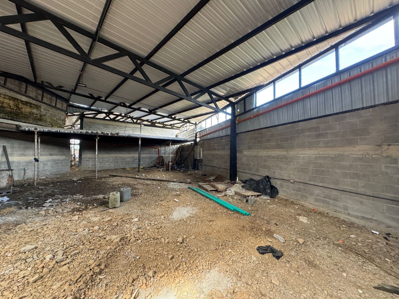 Bodega en arriendo en Caldas — foto 2 de 8