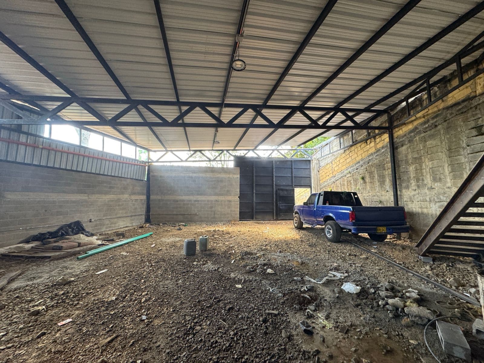 Bodega en arriendo en Caldas — foto 3 de 8