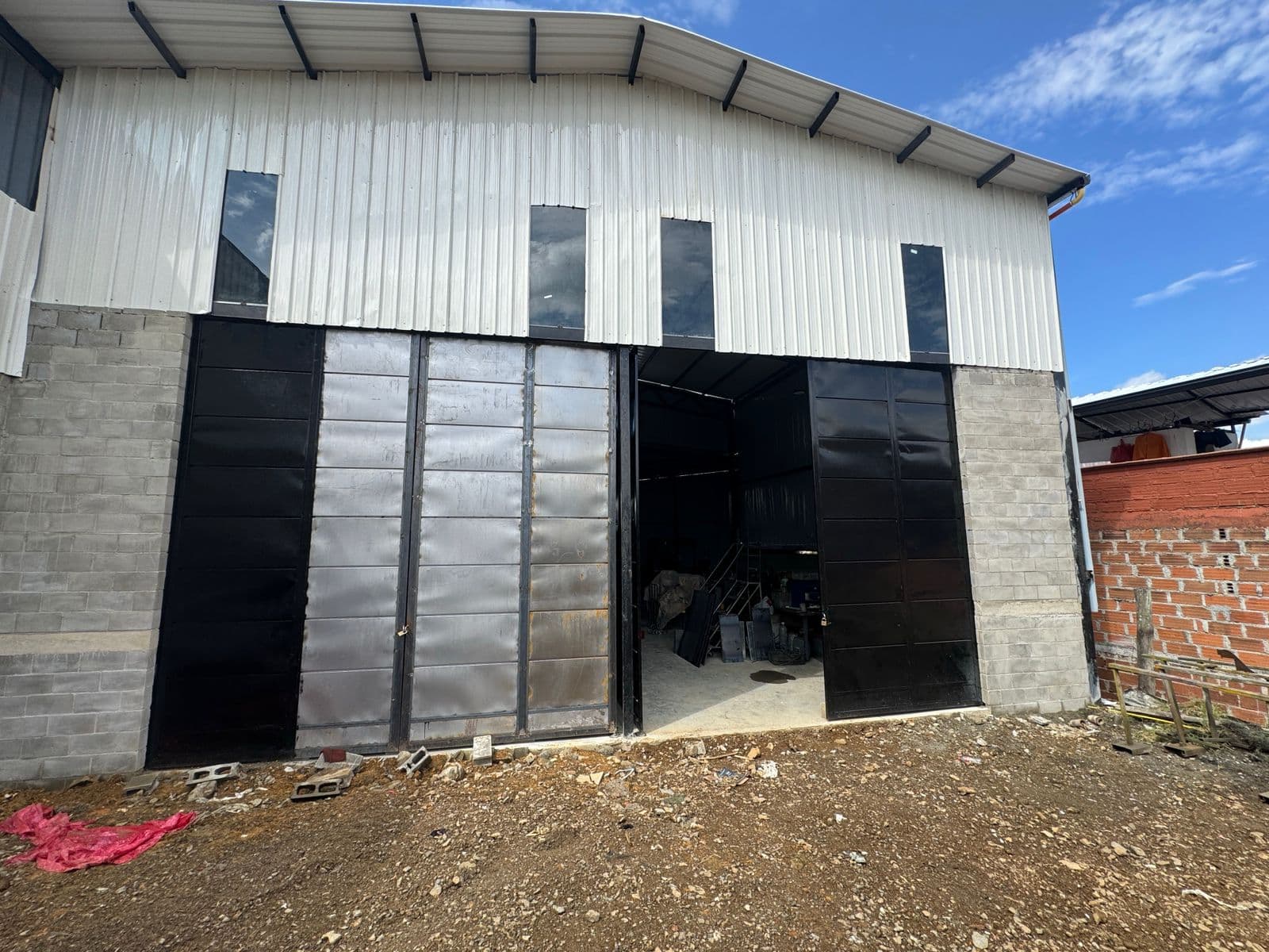 Bodega en arriendo en Caldas — foto 1 de 11