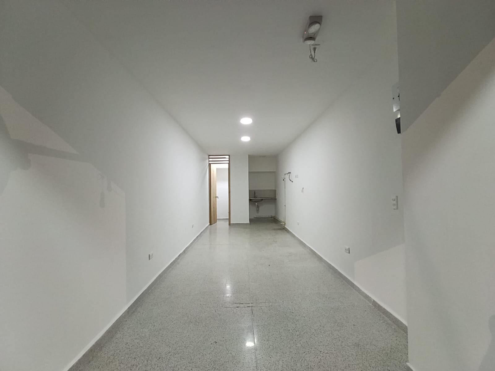 Local en arriendo en San Jose Obrero, Bello — foto 1 de 8