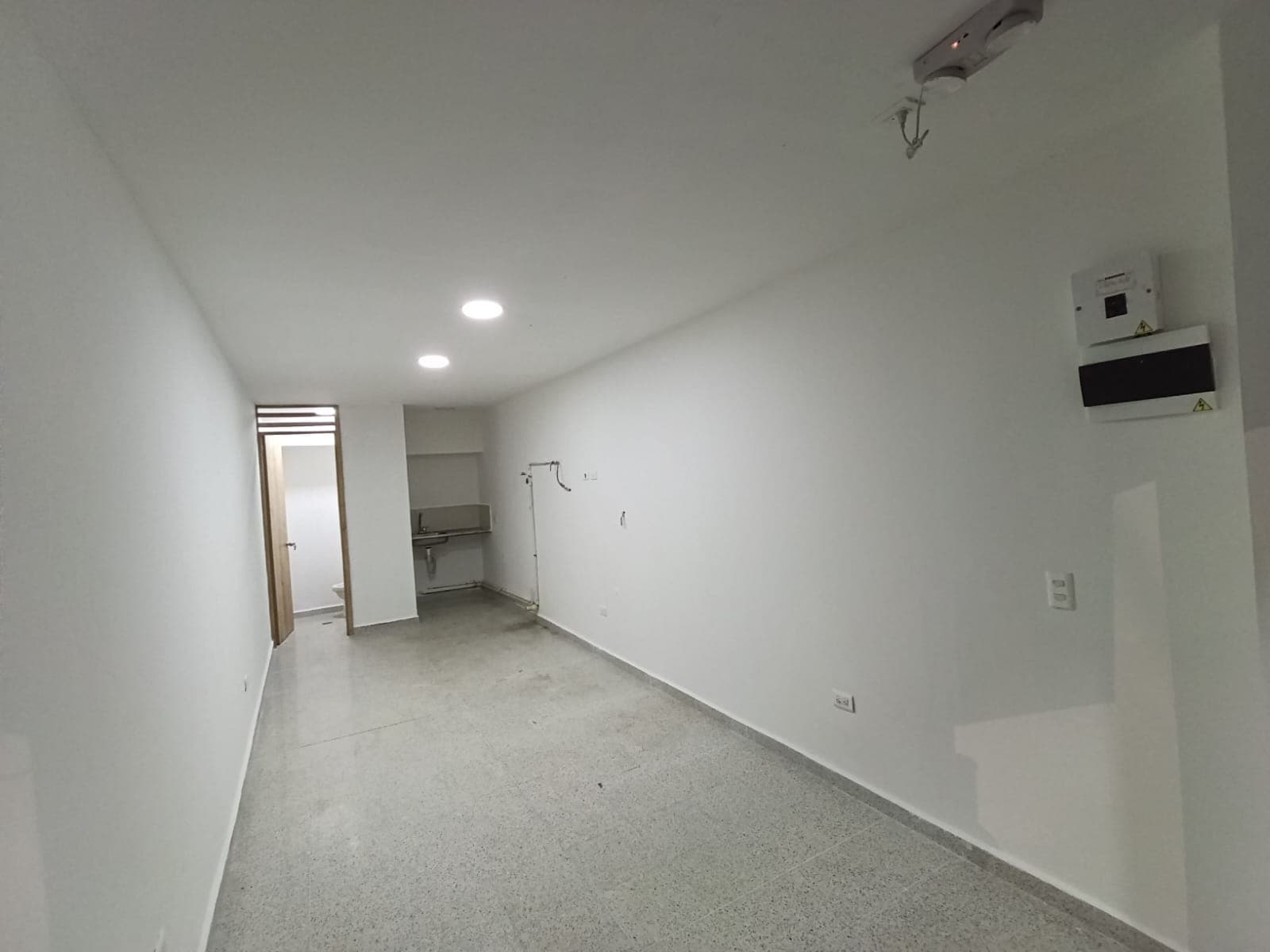 Local en arriendo en San Jose Obrero, Bello — foto 2 de 8