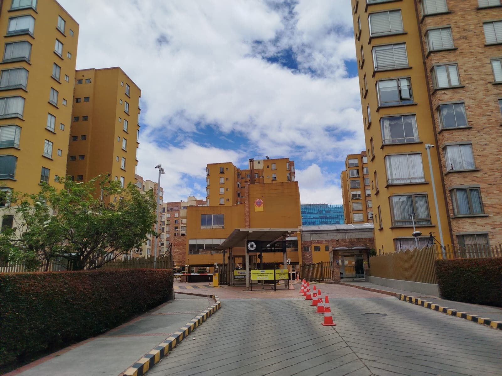 Apartamento en arriendo en Salitre, Fontibon, Bogotá, D.C. — foto 1 de 20