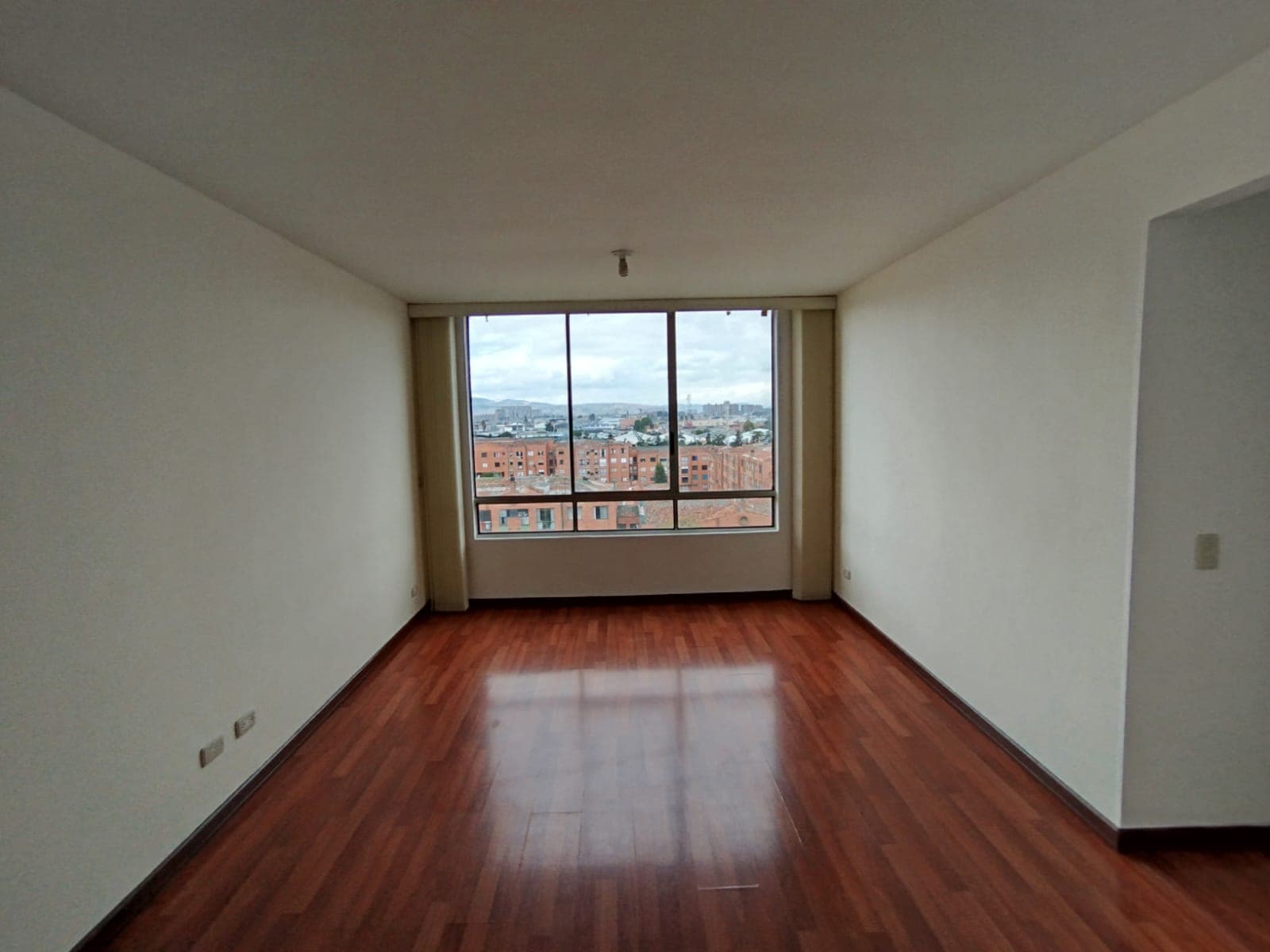 Apartamento en arriendo en Salitre, Fontibon, Bogotá, D.C. — foto 3 de 20