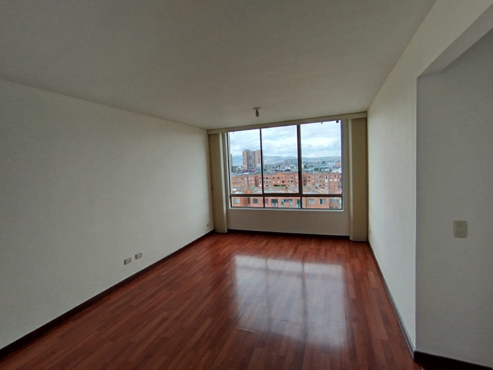 Apartamento en arriendo en Salitre, Fontibon, Bogotá, D.C. — foto 4 de 20