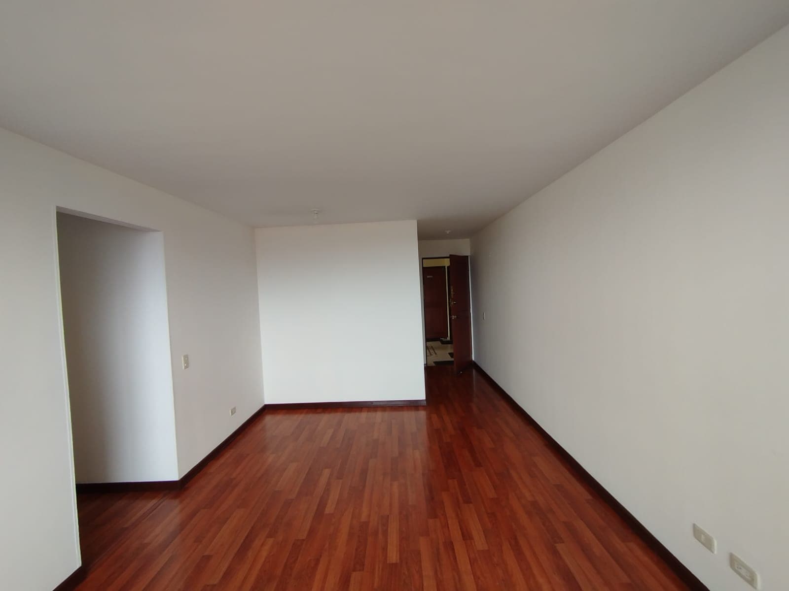 Apartamento en arriendo en Salitre, Fontibon, Bogotá, D.C. — foto 5 de 20