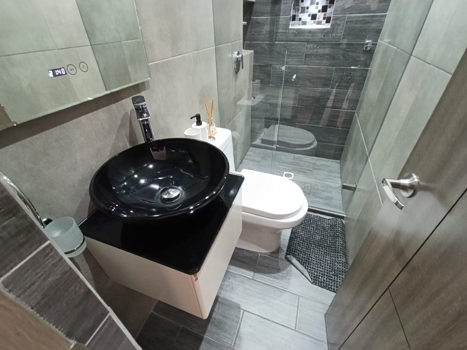 Apartamento en arriendo en Florida Nueva, Laureles, Medellín — foto 2 de 18