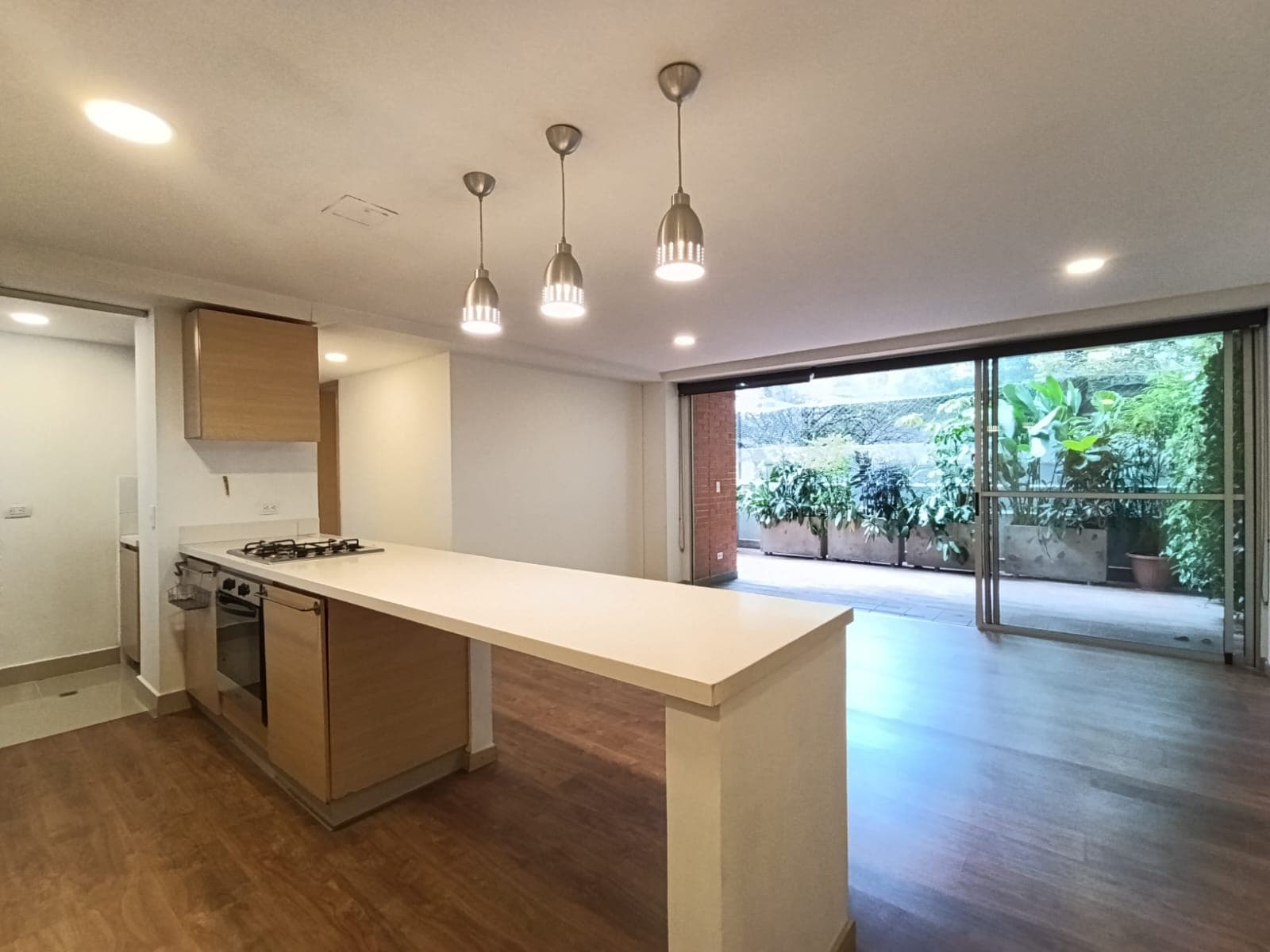 Apartamento en arriendo en Santa María De Los Ángeles, El Poblado, Medellín — foto 2 de 19
