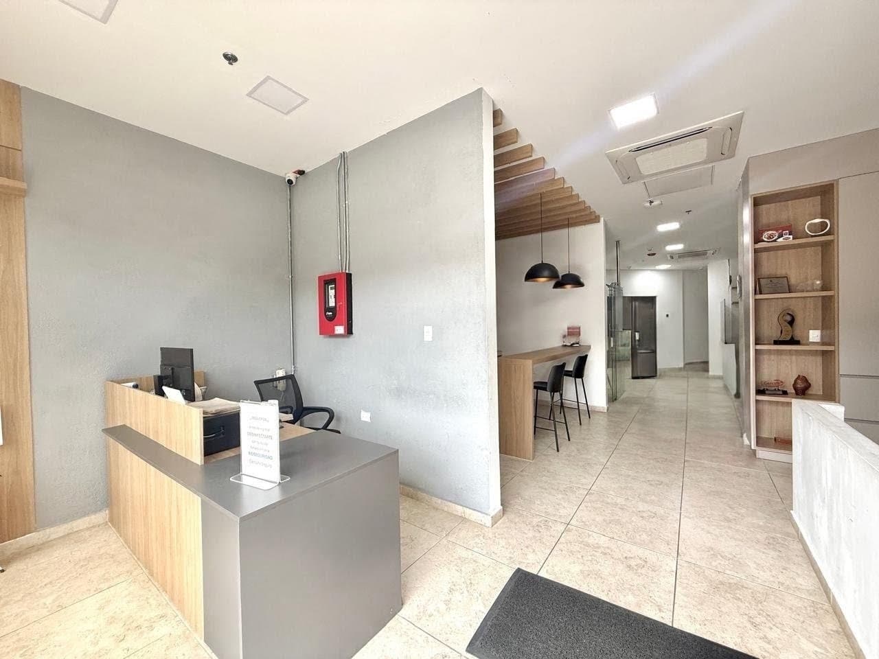 Oficina en arriendo en Av Sur, Pereira — foto 1 de 10