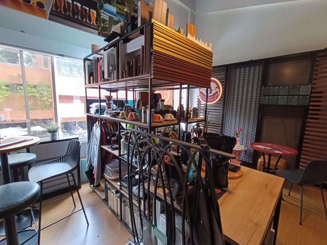 Oficina en arriendo en Las Palmas Envigado — foto 1 de 7