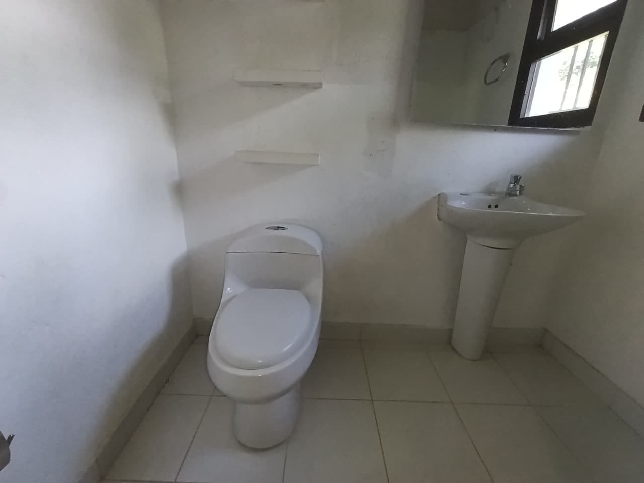 Casa Comercial en arriendo en Las Lomas, El Poblado, Medellín — foto 5 de 20