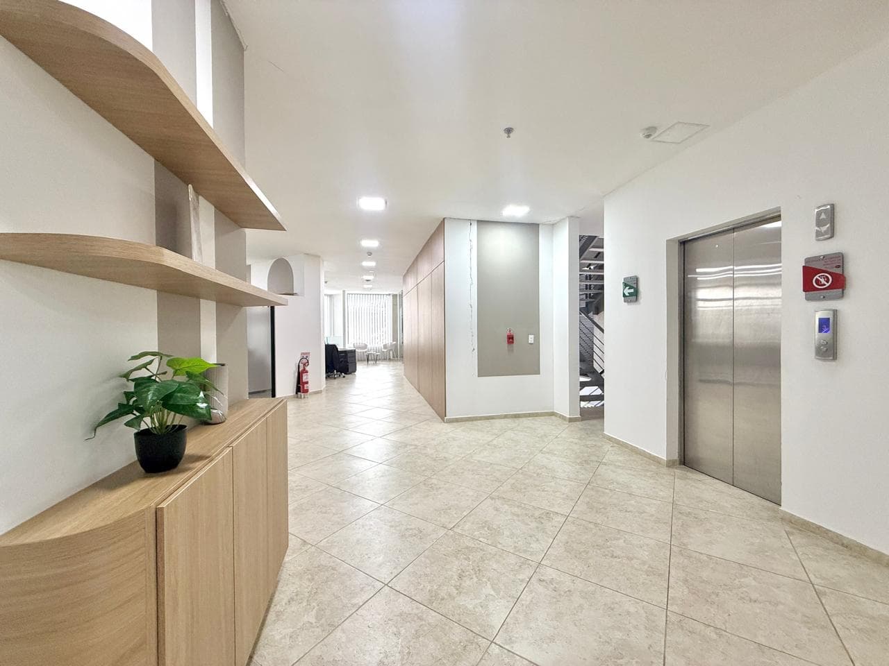 Oficina en arriendo en Av Sur, Pereira — foto 2 de 11