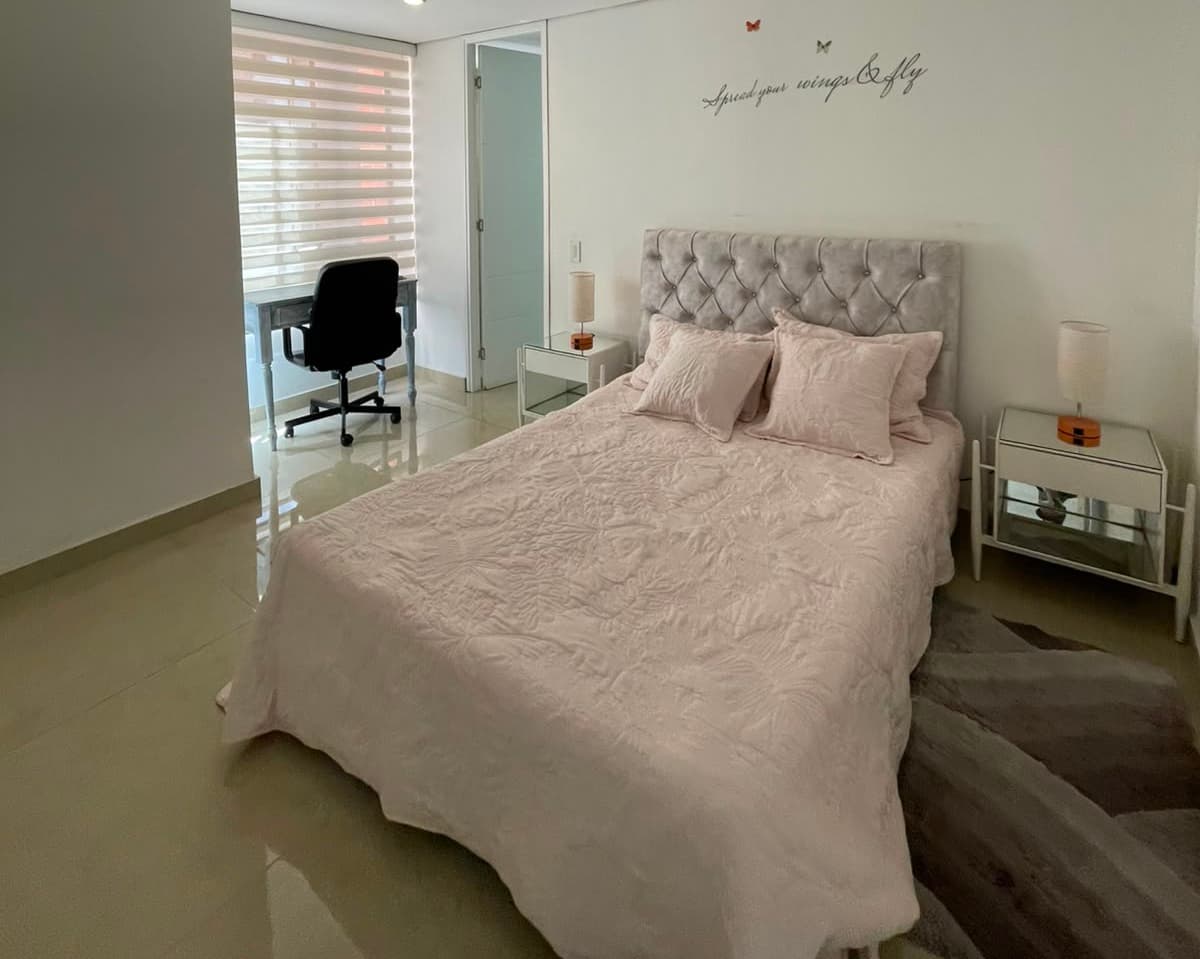 Apartamento en arriendo en Medellín — foto 5 de 9