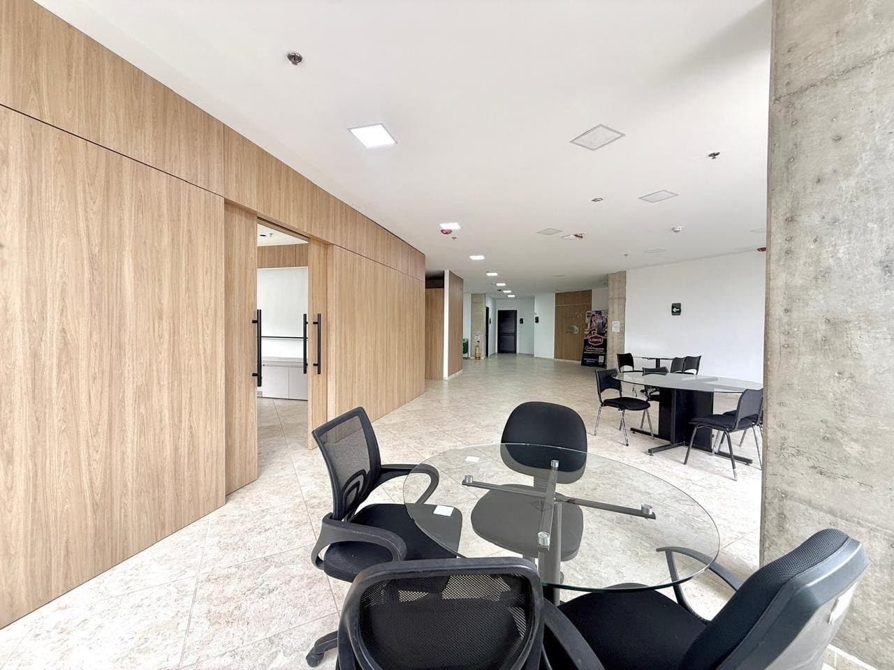 Oficina en arriendo en Av Sur, Pereira — foto 4 de 13
