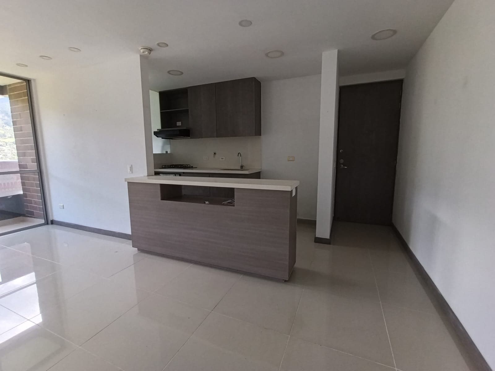 Apartamento en arriendo en El Chinguí, Envigado — foto 5 de 14