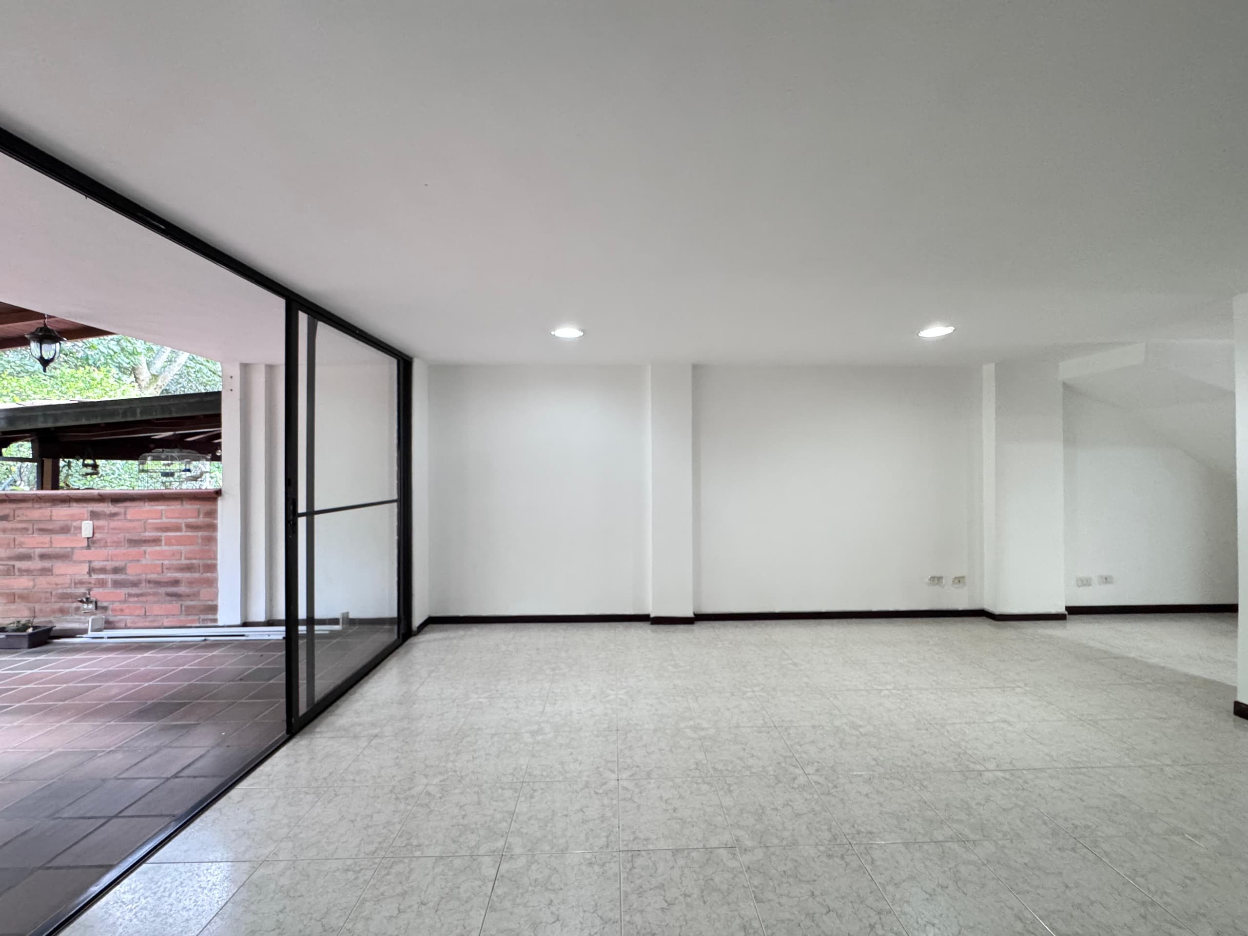 Casa Vivienda en arriendo en Loma de las Brujas, Envigado — foto 5 de 20