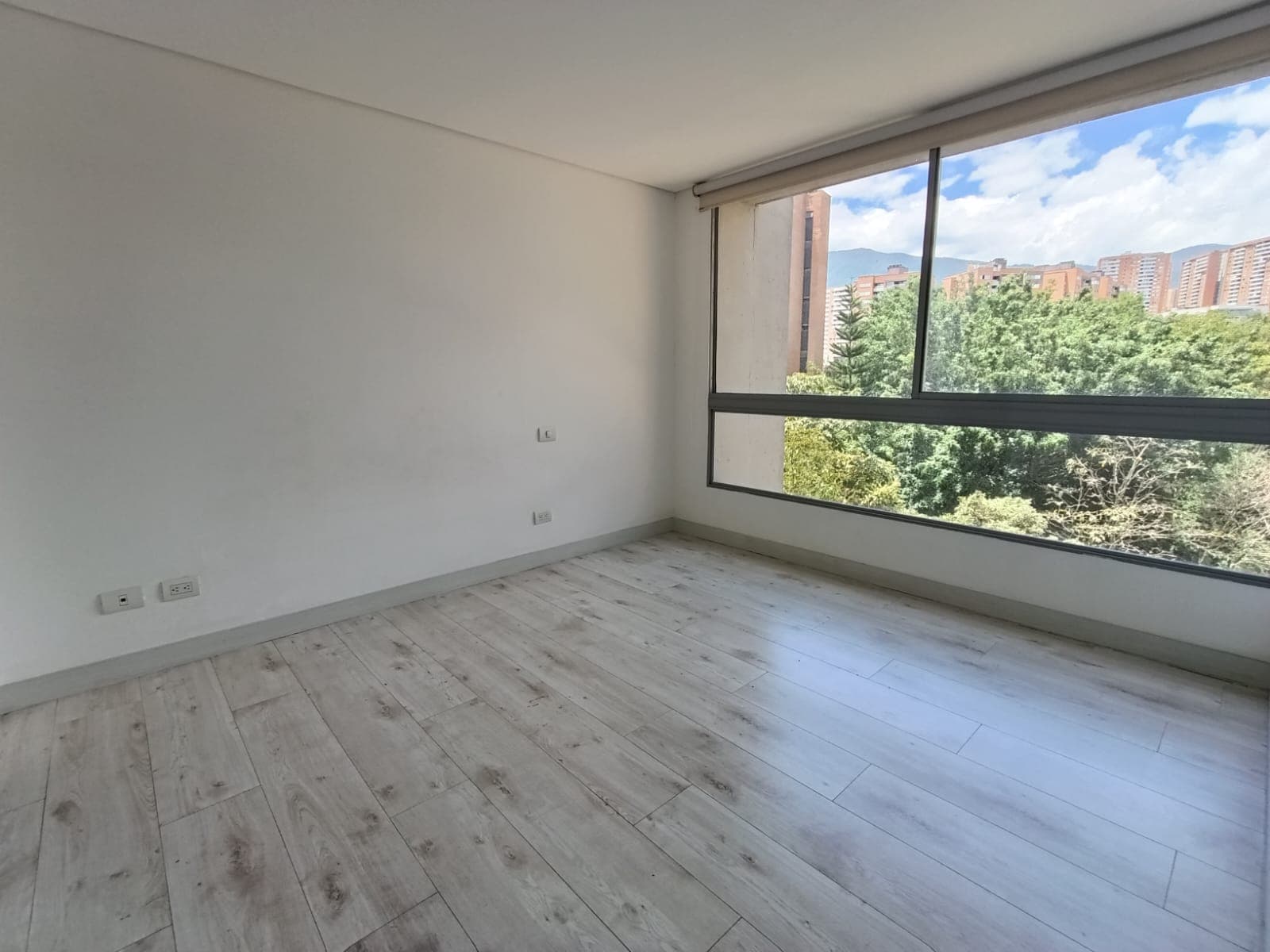 Apartamento en arriendo en Loma del Chocho, Envigado — foto 4 de 13