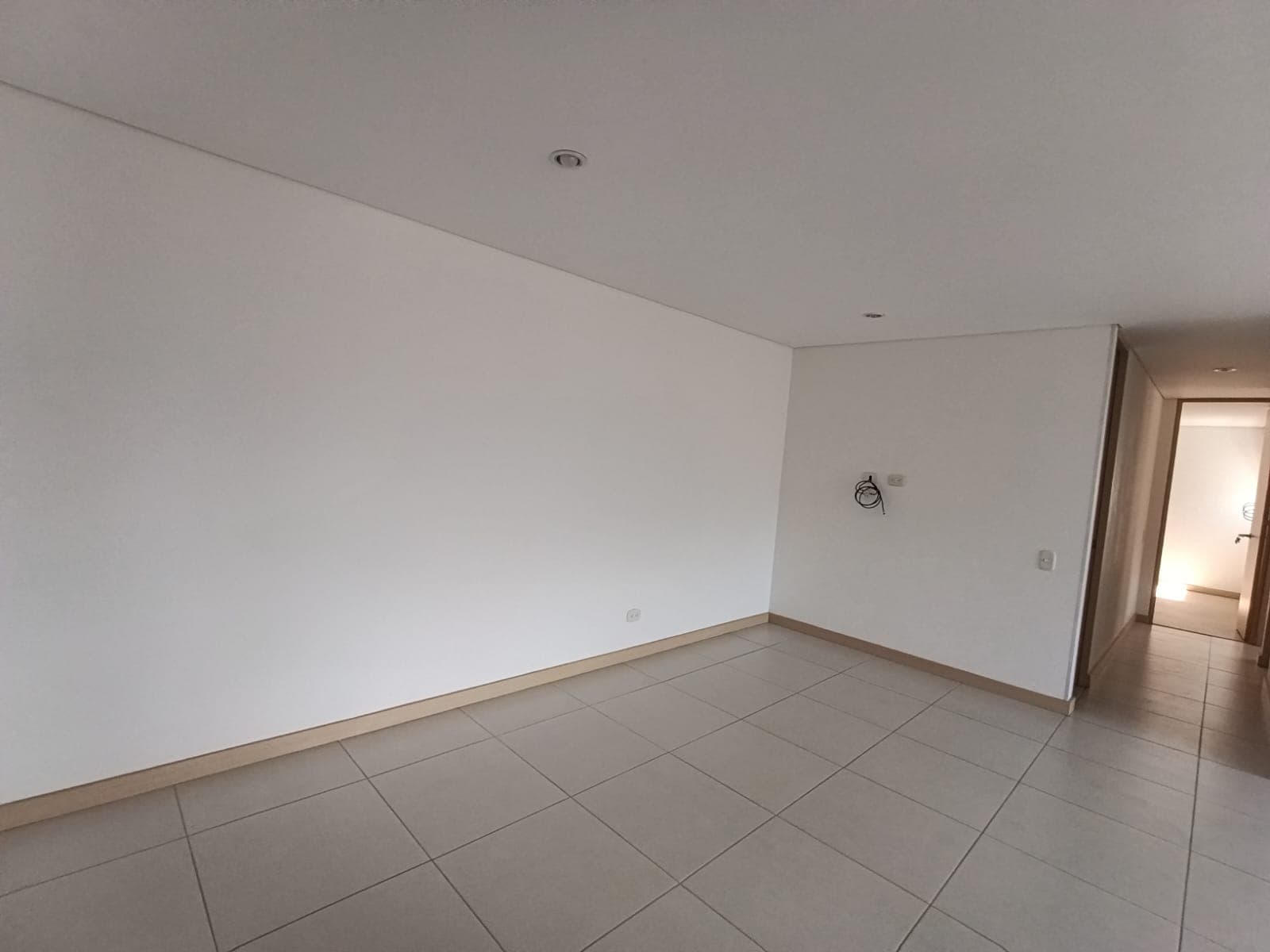 Apartamento en arriendo en Vegas de San Jose, Sabaneta — foto 2 de 20