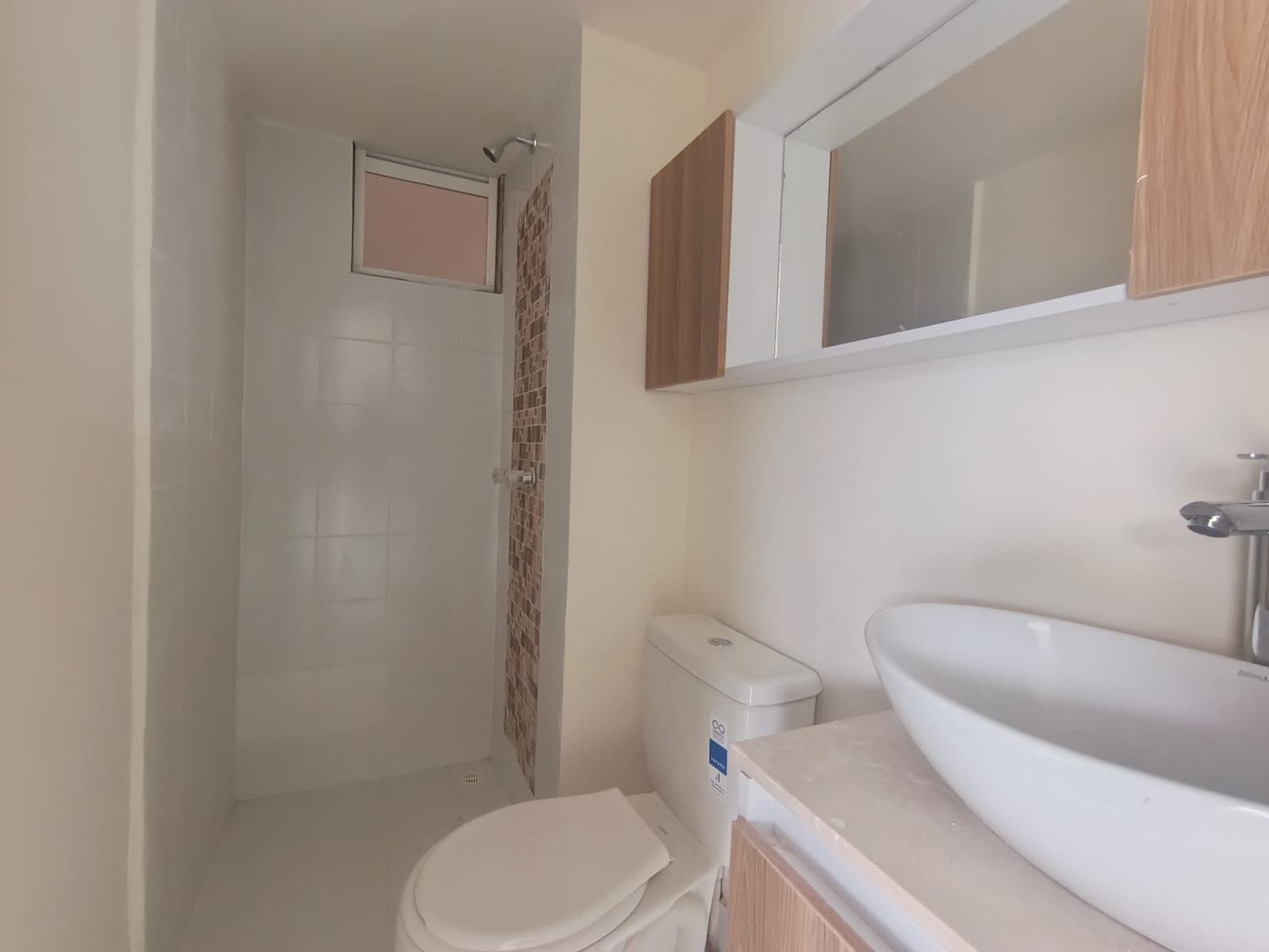 Apartamento en arriendo en Maria Auxiliadora, Sabaneta — foto 4 de 9
