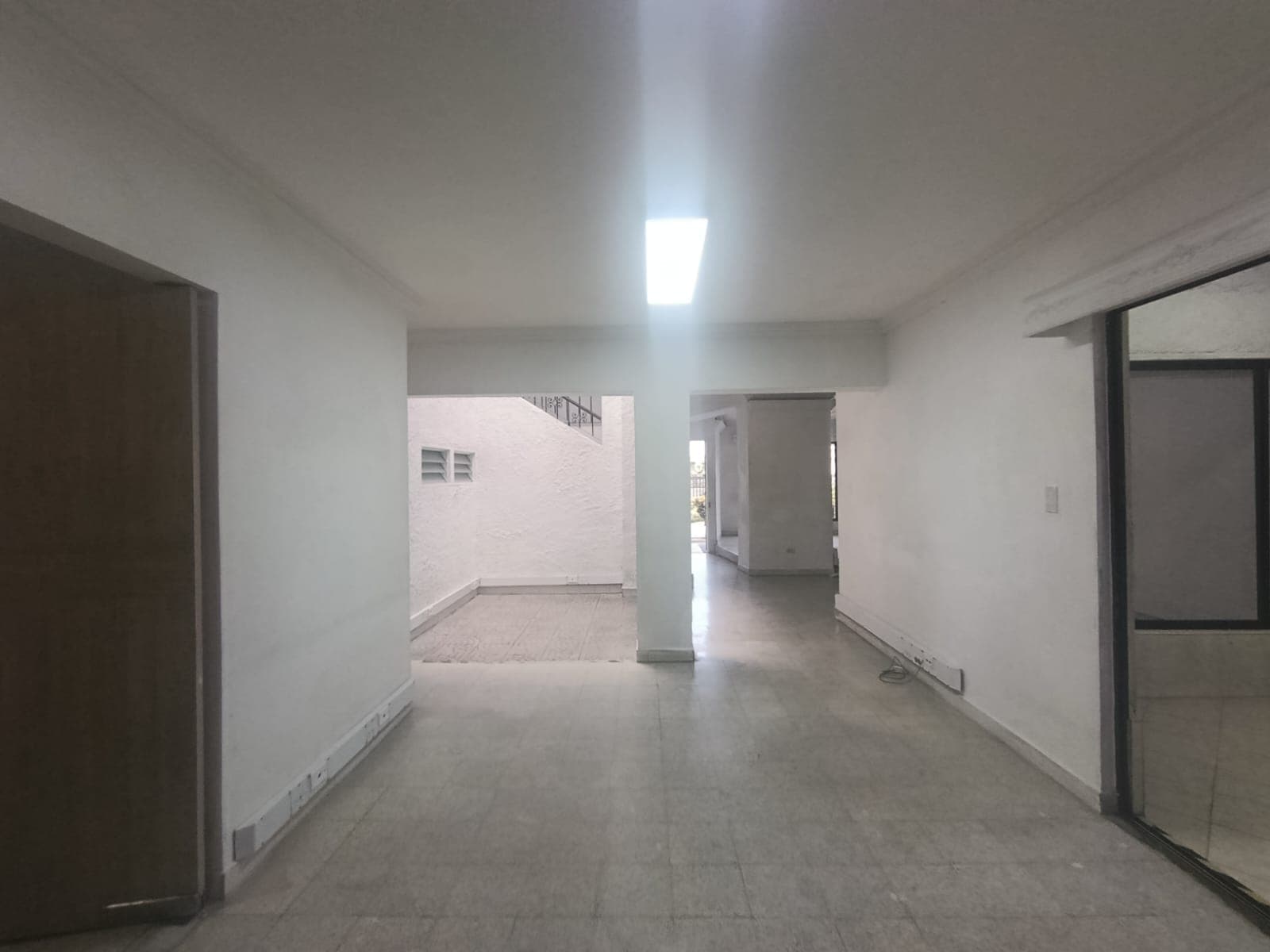 Casa Comercial en arriendo en Belén Malibú, Medellín — foto 5 de 20