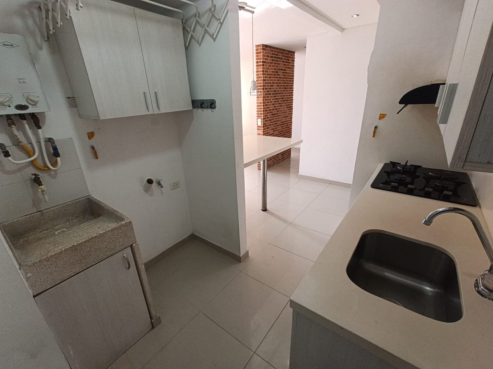 Apartamento en arriendo en Calasanz Parte Alta, La America, Medellín — foto 4 de 19