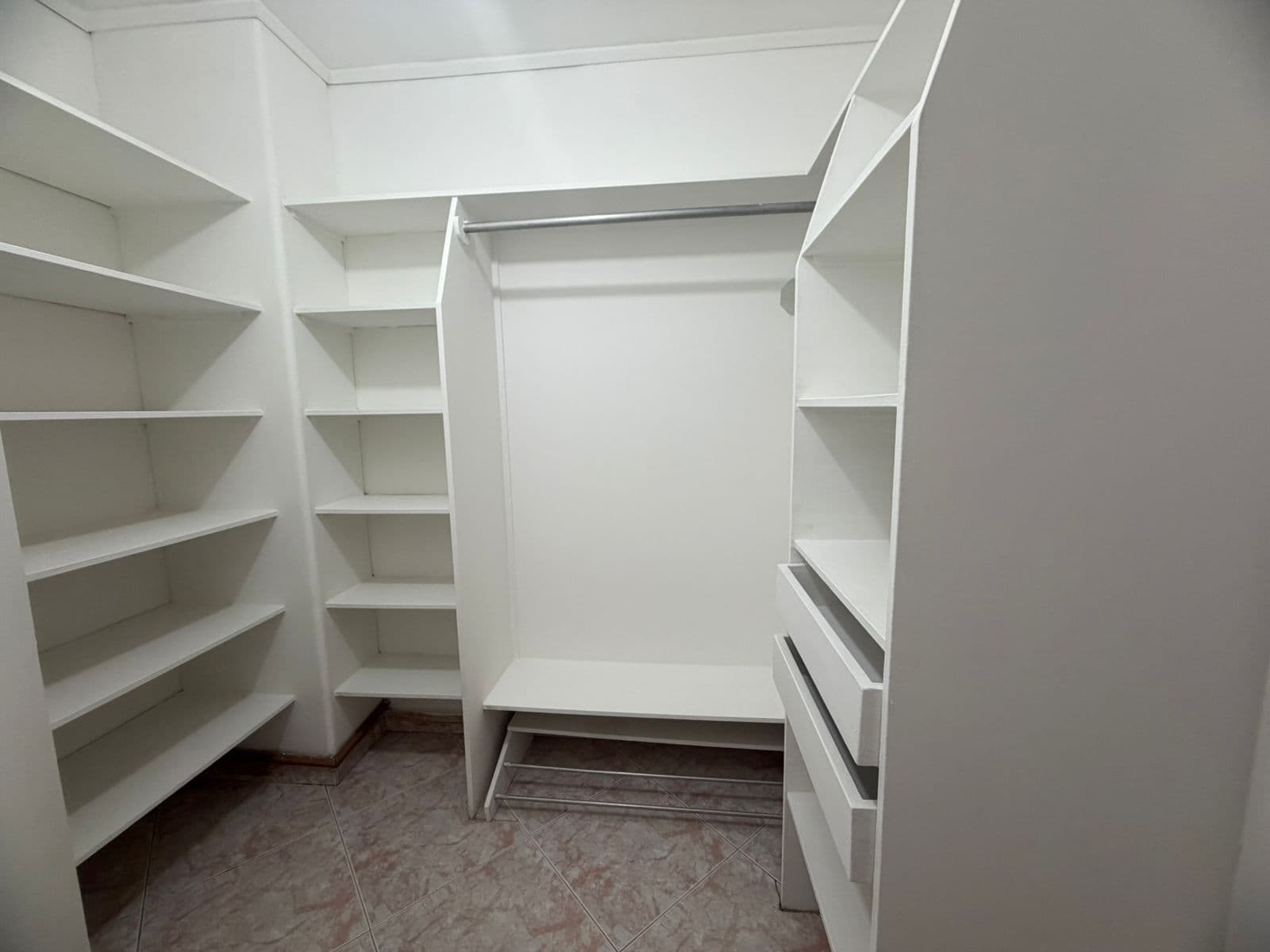 Apartamento en arriendo en Patio Bonito, El Poblado, Medellín — foto 5 de 20