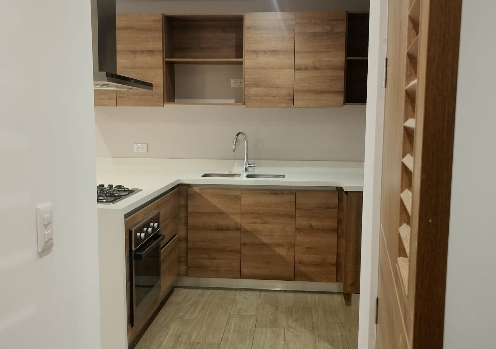 Apartamento en arriendo en Medellín — foto 3 de 16