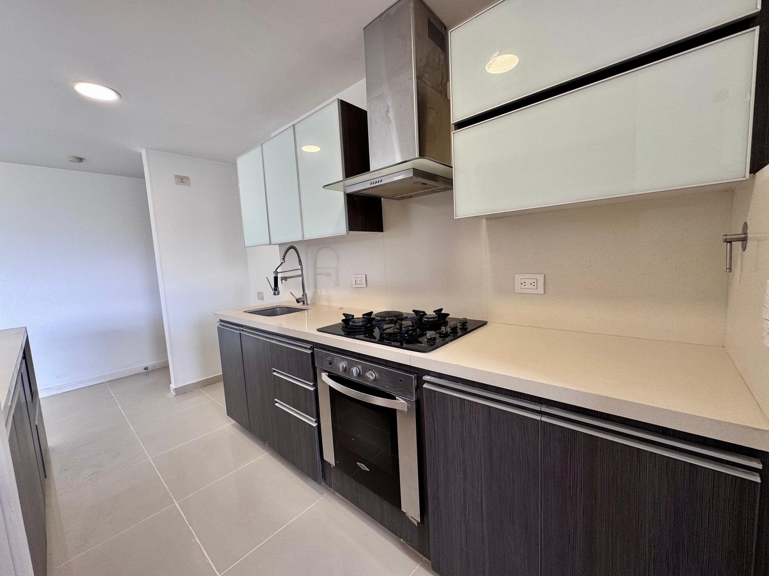 Apartamento en arriendo en Cumbres, Envigado — foto 4 de 17