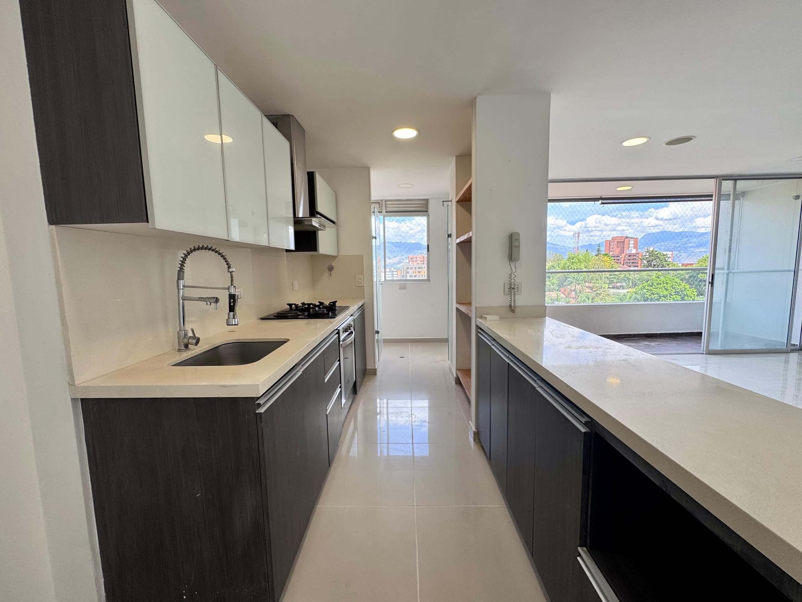Apartamento en arriendo en Cumbres, Envigado — foto 5 de 17