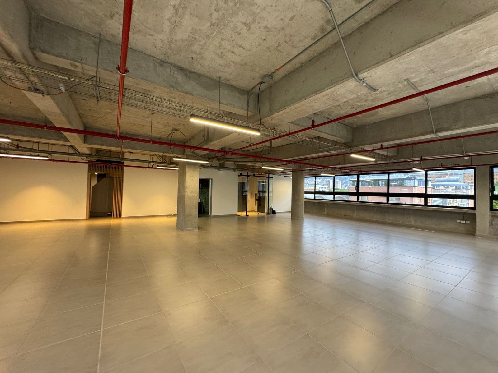 Oficina en arriendo en La Mayorista, Itagui — foto 4 de 20