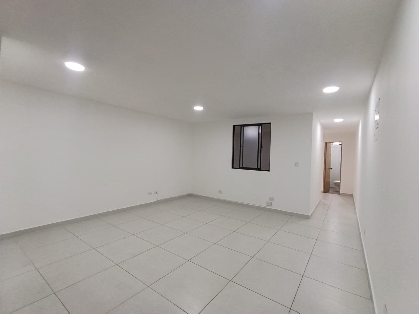 Apartamento en arriendo en Boston, Centro, Medellín — foto 2 de 12