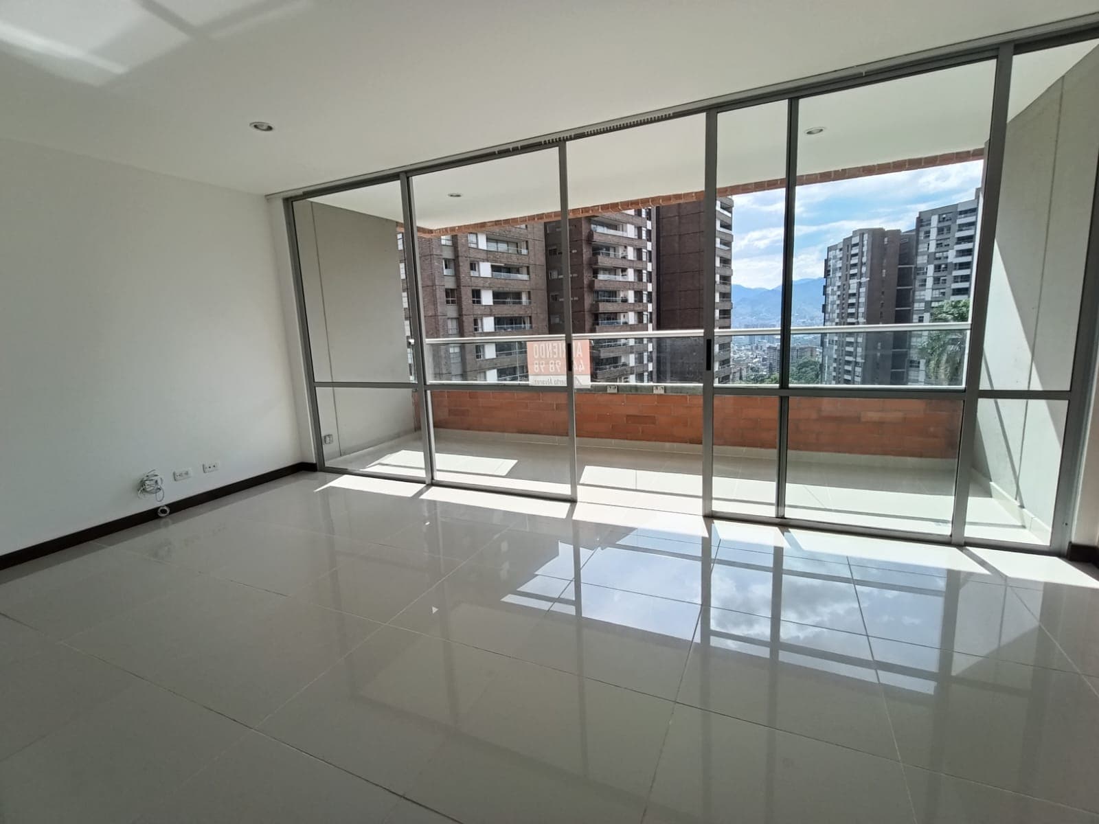 Apartamento en arriendo en Loma del Chocho, Envigado — foto 4 de 16