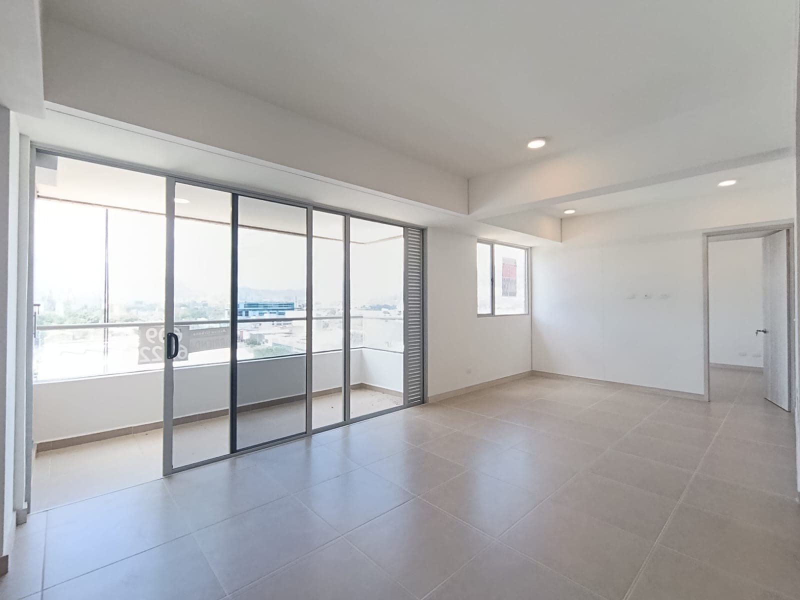 Apartamento en arriendo en Ciudad del Rio, El Poblado, Medellín — foto 2 de 12