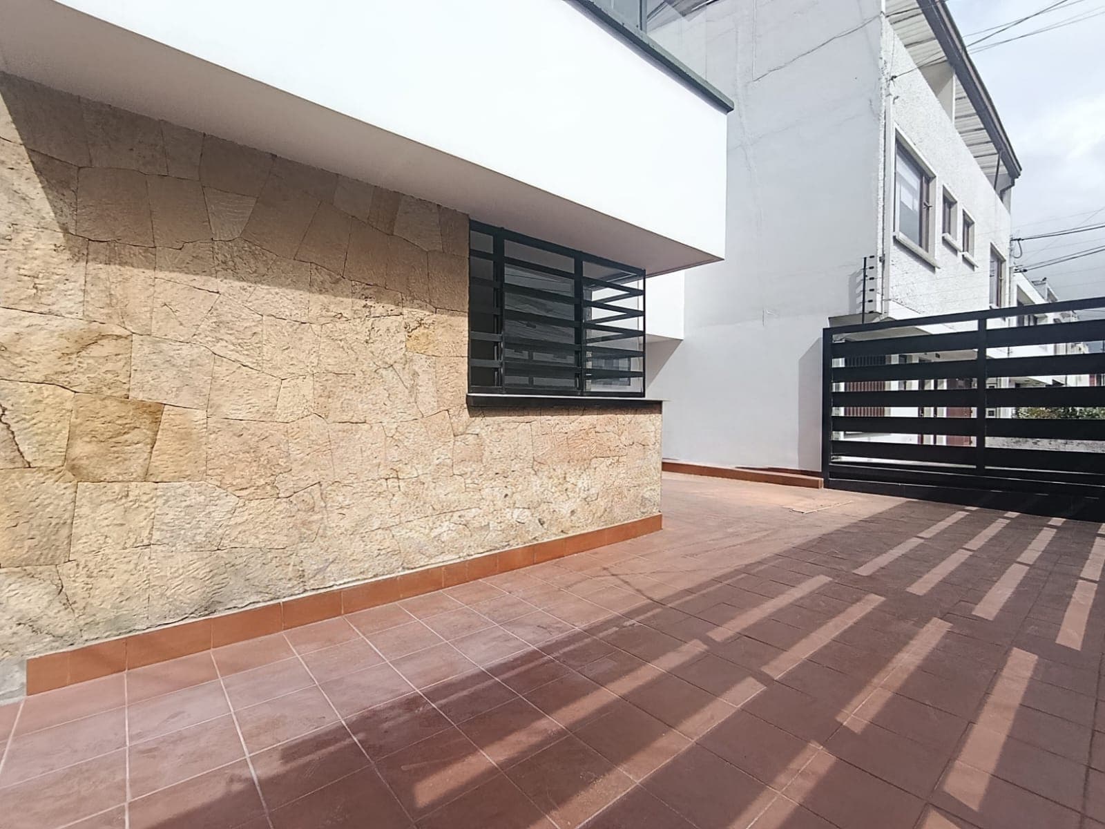 Bodega en arriendo en Normandía, Engativa, Bogotá, D.C. — foto 1 de 10