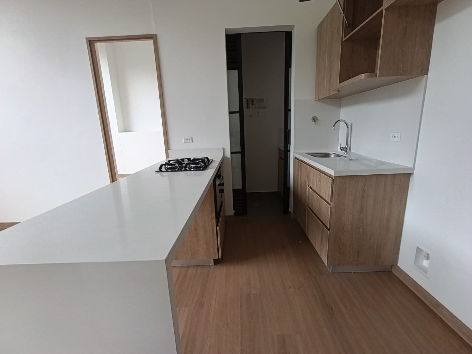 Apartamento en arriendo en Loma del Escobero Envigado — foto 2 de 13