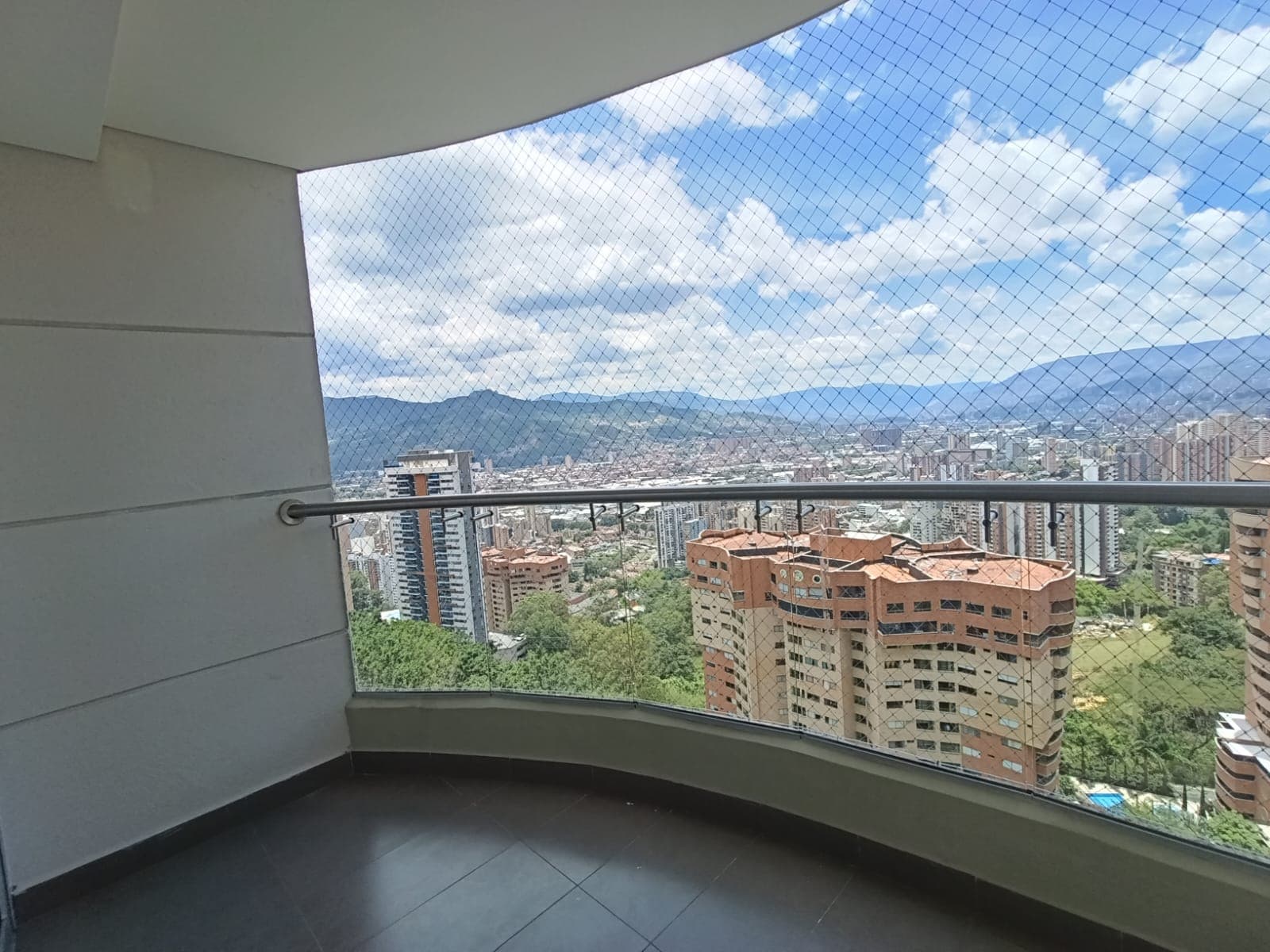 Apartamento en arriendo en Aves María, Sabaneta — foto 1 de 20