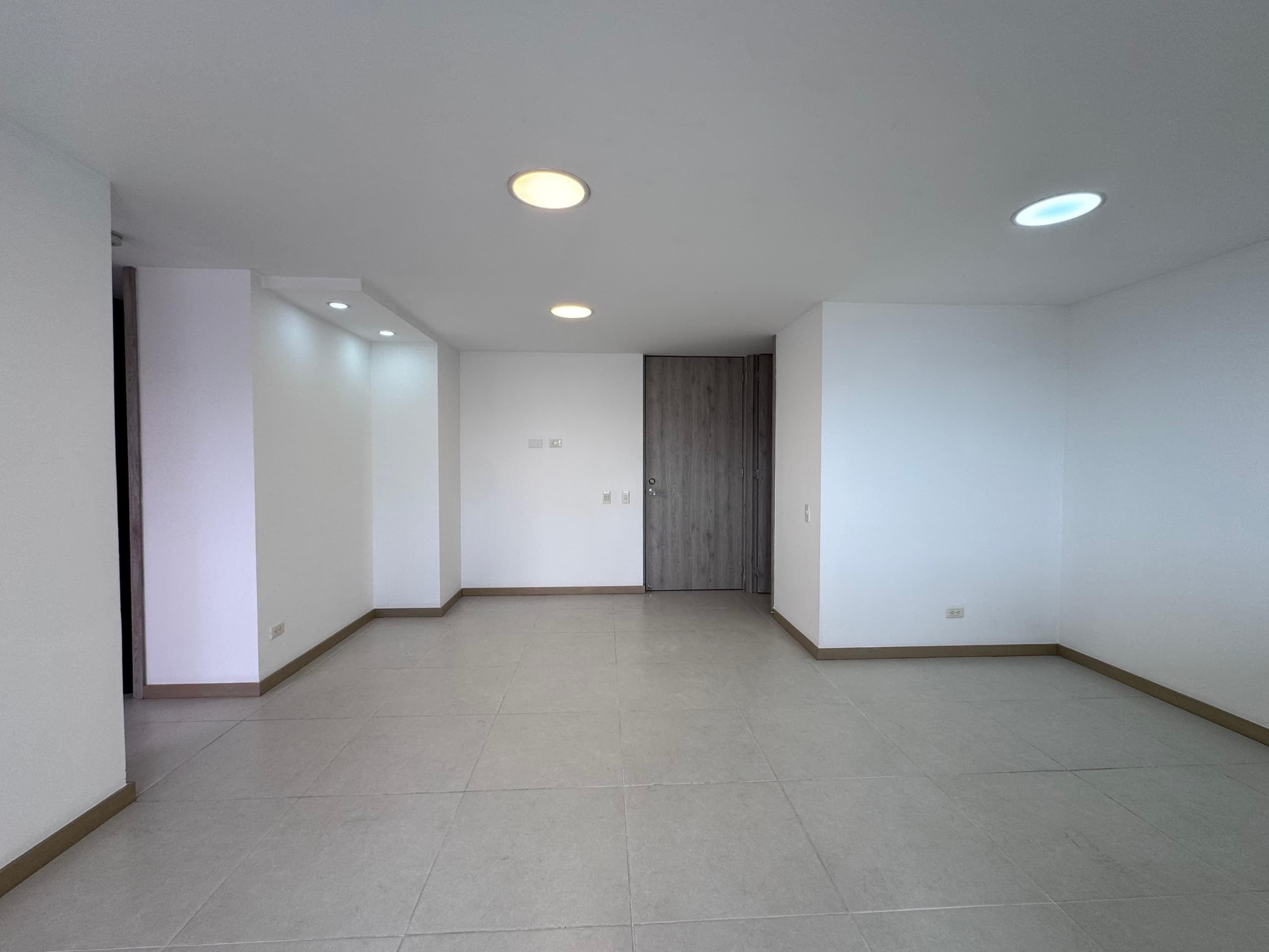 Apartamento en arriendo en Las Antillas, Envigado — foto 3 de 20