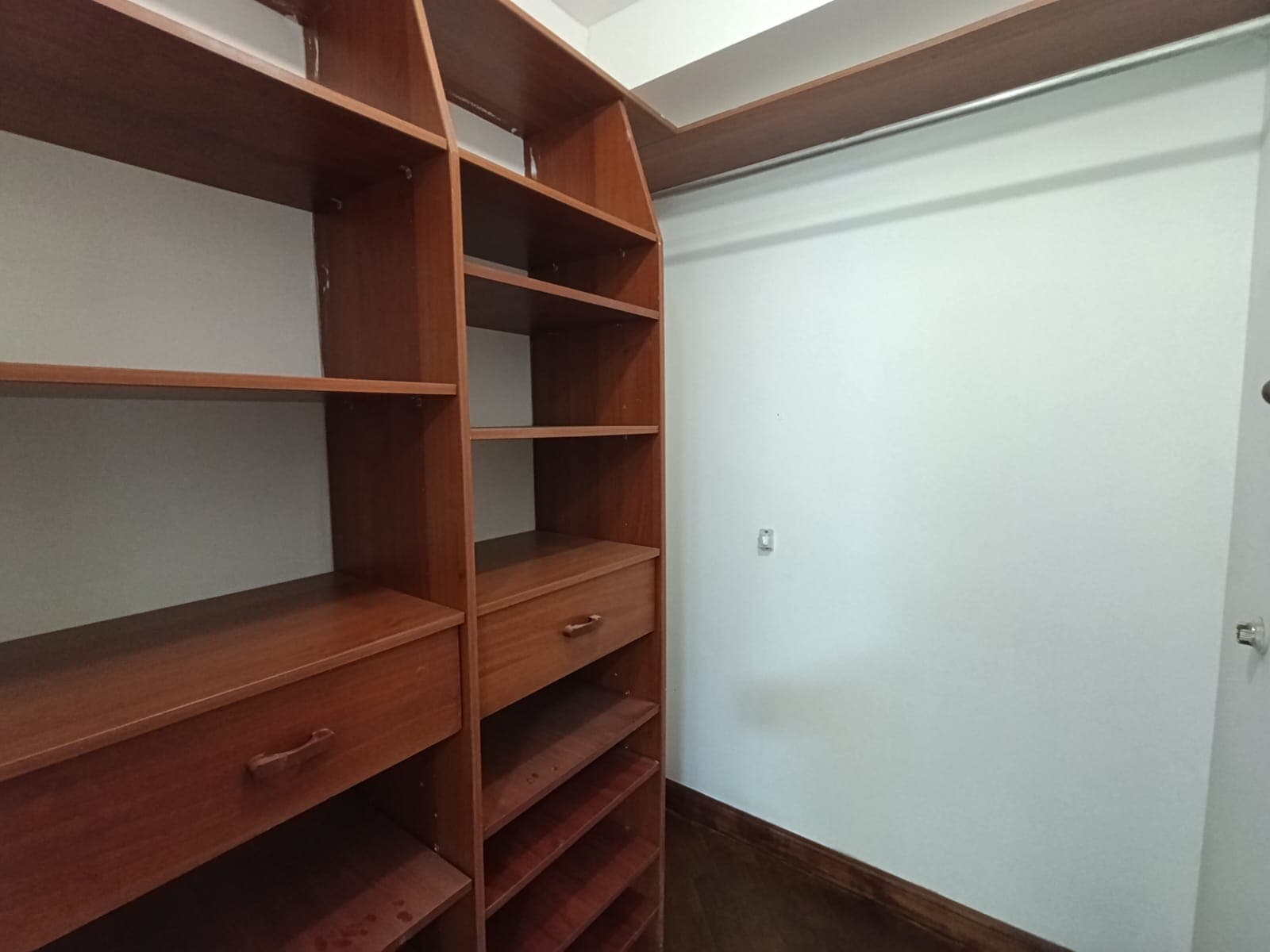 Apartamento en arriendo en Patio Bonito, El Poblado, Medellín — foto 5 de 20