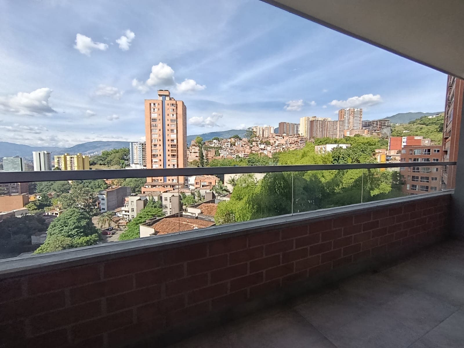 Apartamento en arriendo en Altos de las Flores, Sabaneta — foto 2 de 13